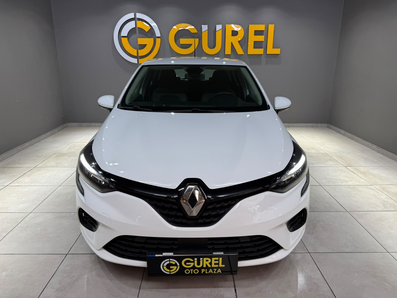 2022 Benzin Otomatik Renault Clio Beyaz Gürel Tasarım Aksesuar Otomotiv San. Tic. Ltd. Şti.