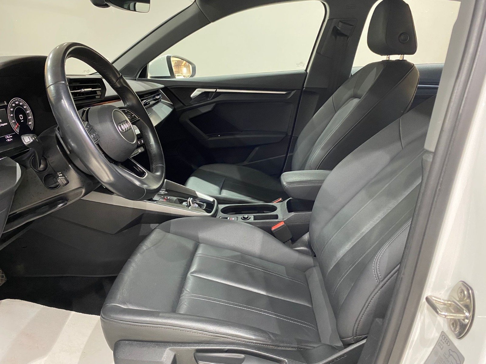 2022 MHEV Otomatik Audi A3 Beyaz Gürel Tasarım Aksesuar Otomotiv San. Tic. Ltd. Şti.