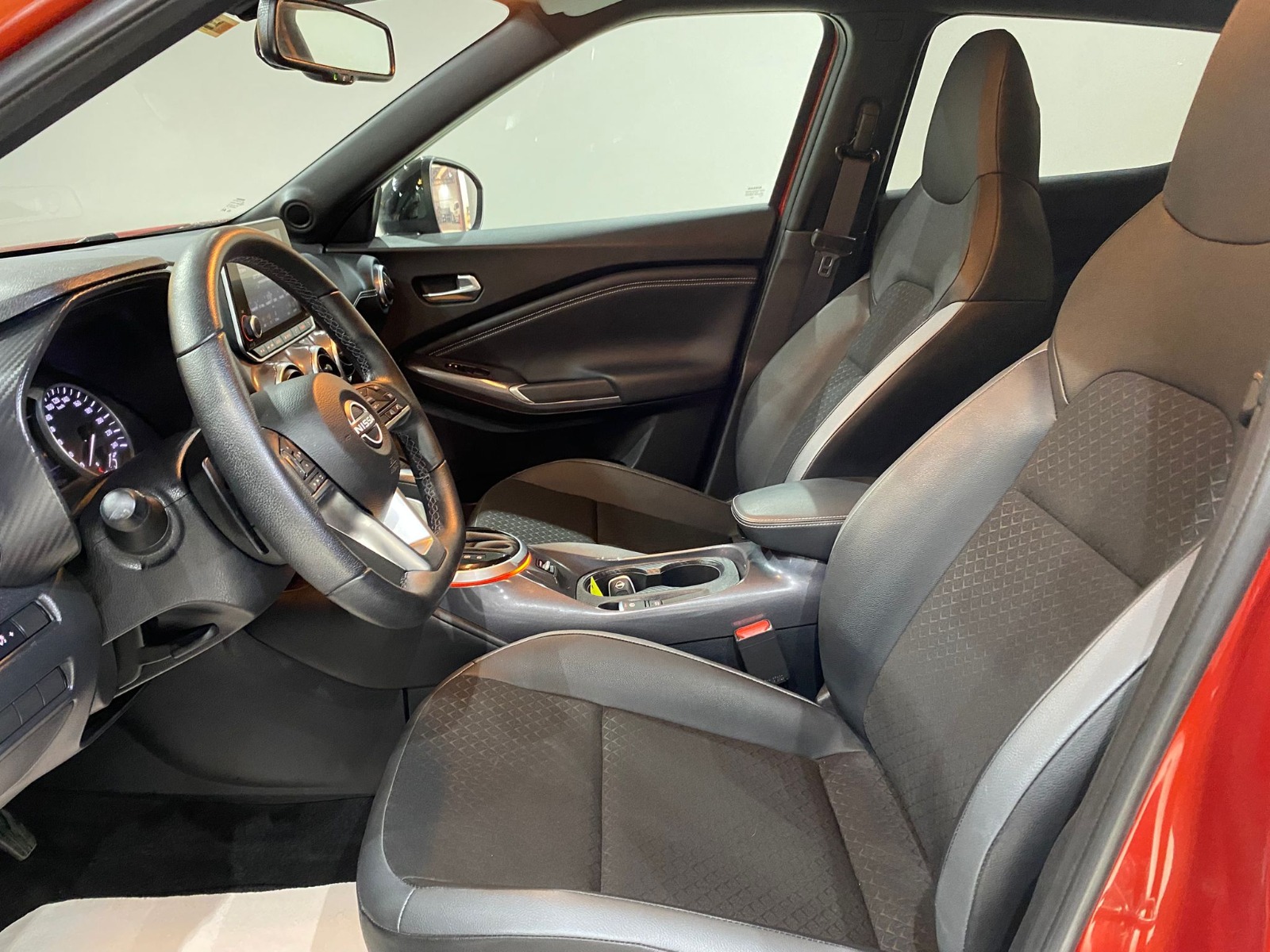 2023 Benzin Otomatik Nissan Juke Kırmızı Gürel Tasarım Aksesuar Otomotiv San. Tic. Ltd. Şti.