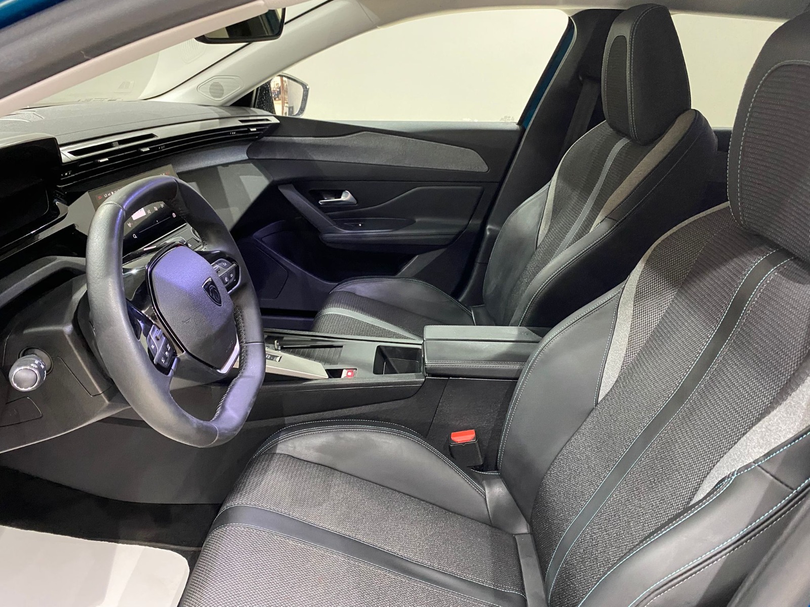 2025 Benzin Otomatik Peugeot 408 Mavi Gürel Tasarım Aksesuar Otomotiv San. Tic. Ltd. Şti.