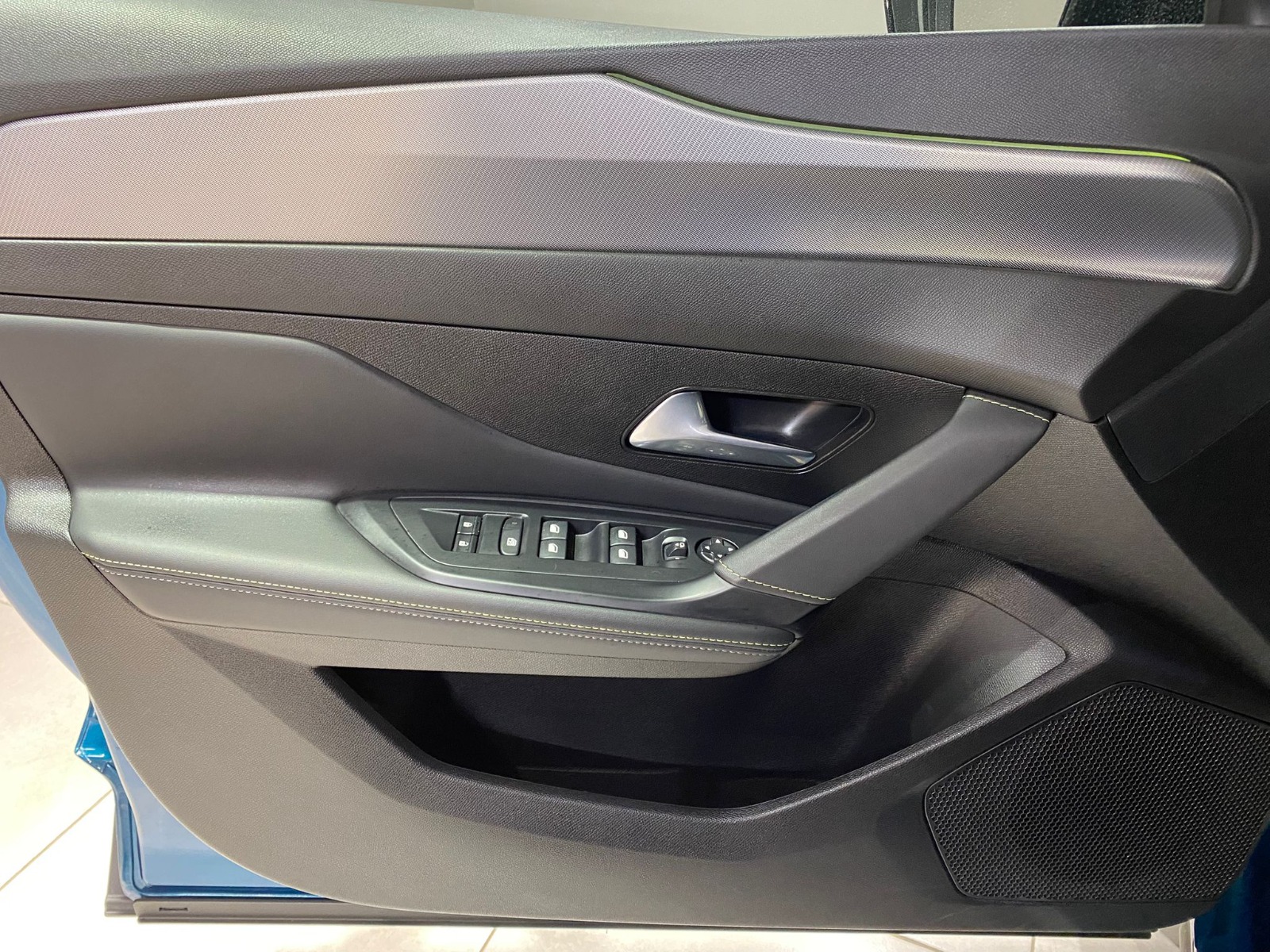 2023 Benzin Otomatik Peugeot 408 Mavi Gürel Tasarım Aksesuar Otomotiv San. Tic. Ltd. Şti.