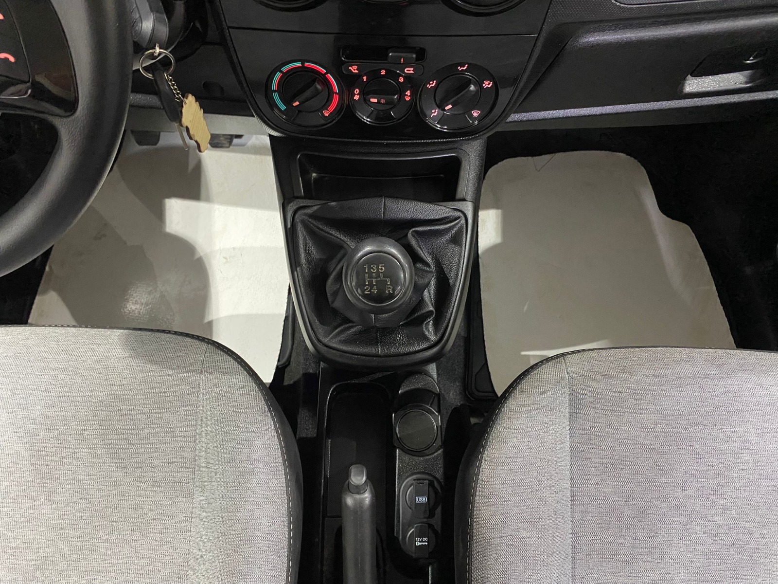 2019 Benzin + LPG Manuel Fiat Fiorino Beyaz Gürel Tasarım Aksesuar Otomotiv San. Tic. Ltd. Şti.