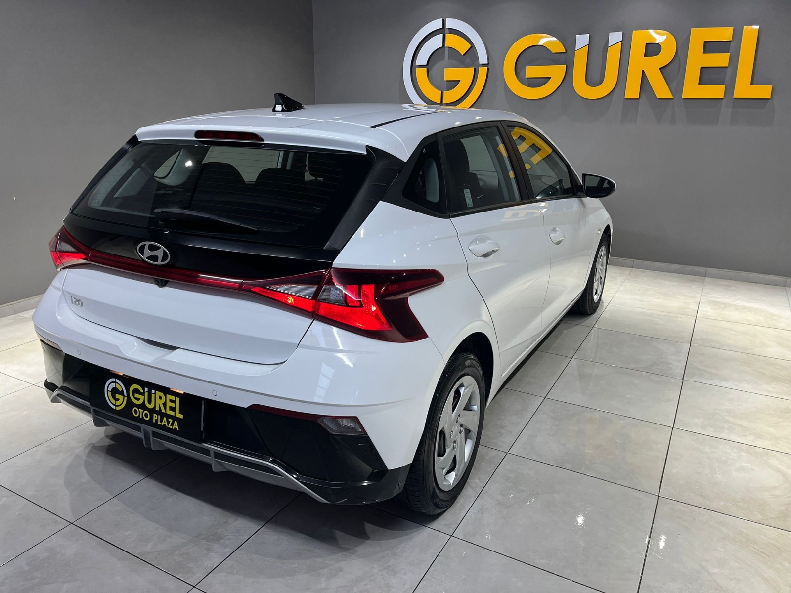 2025 Benzin Otomatik Hyundai i20 Beyaz Gürel Tasarım Aksesuar Otomotiv San. Tic. Ltd. Şti.