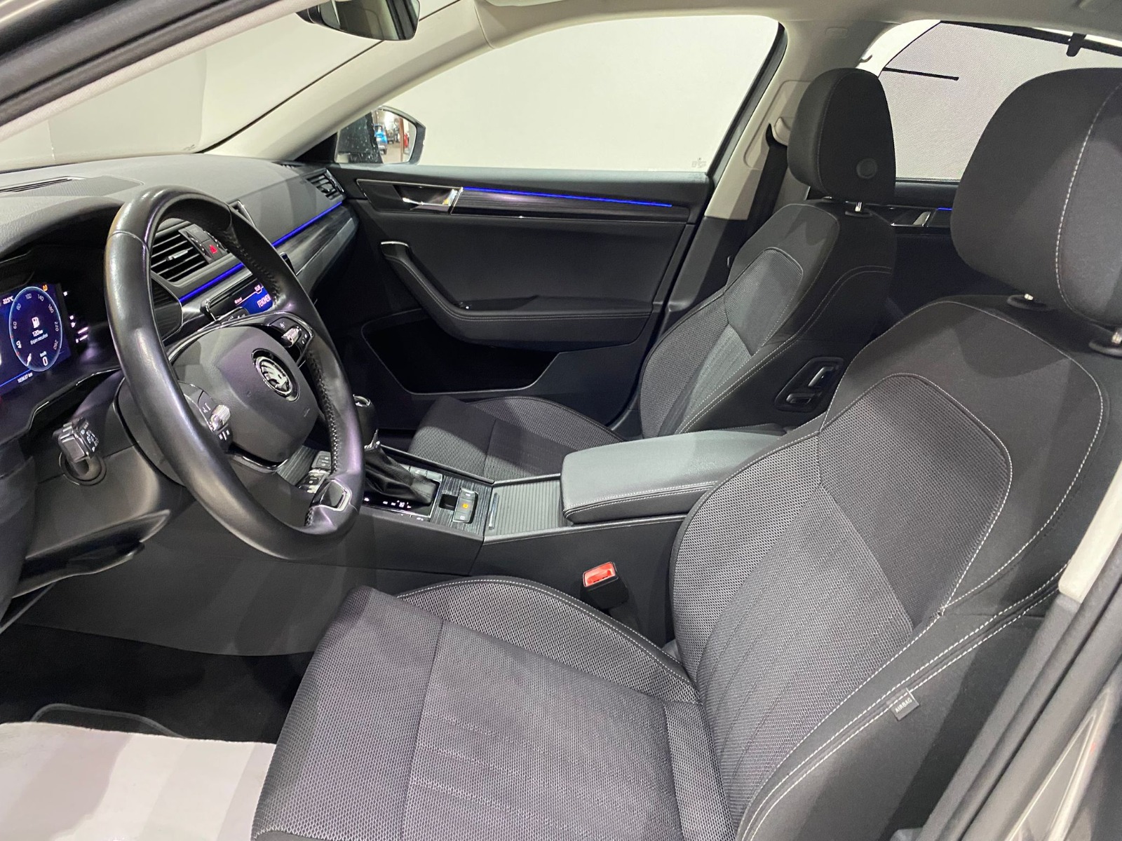 2023 Benzin Otomatik Skoda Superb Gri Gürel Tasarım Aksesuar Otomotiv San. Tic. Ltd. Şti.
