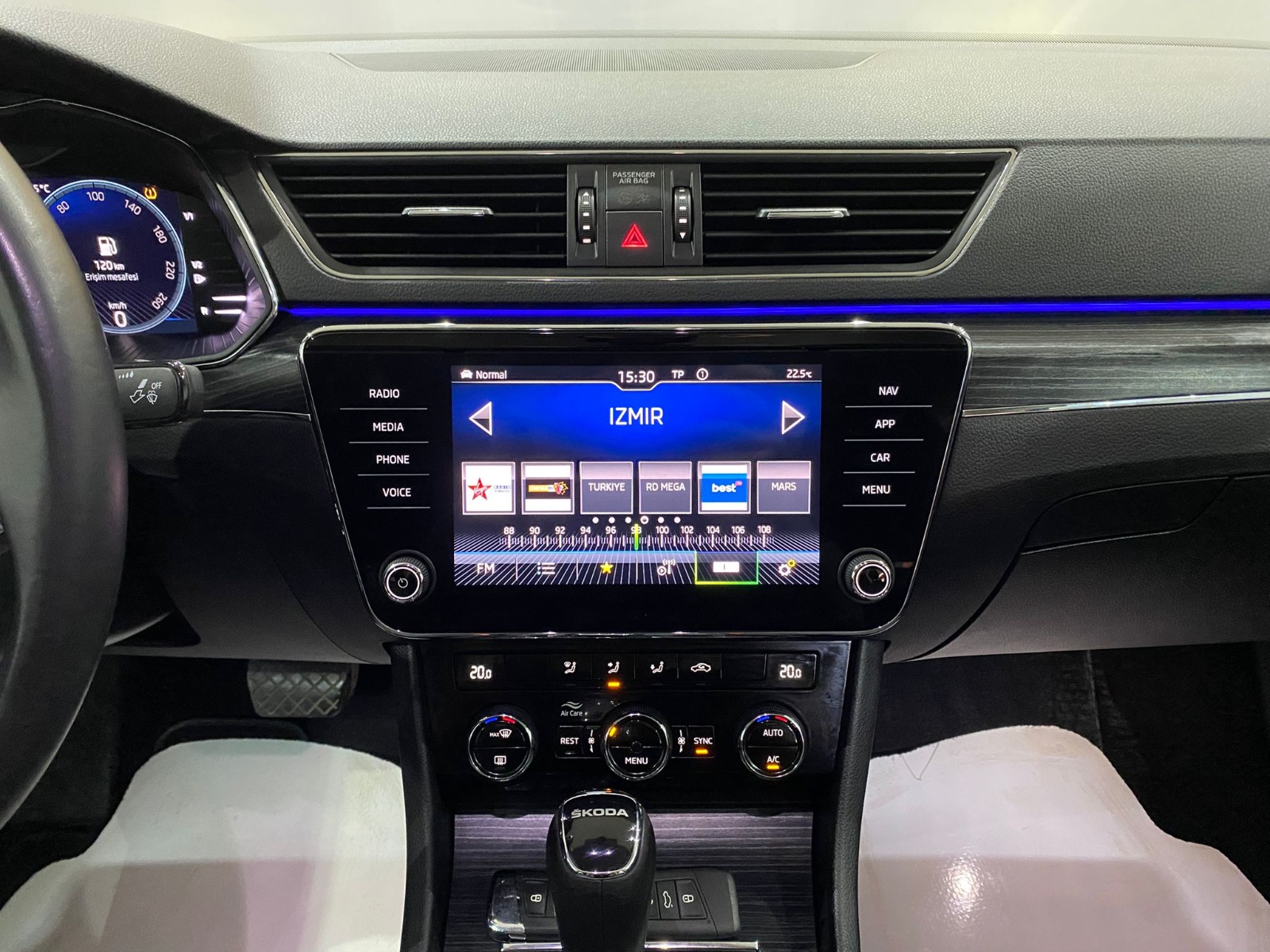 2023 Benzin Otomatik Skoda Superb Gri Gürel Tasarım Aksesuar Otomotiv San. Tic. Ltd. Şti.