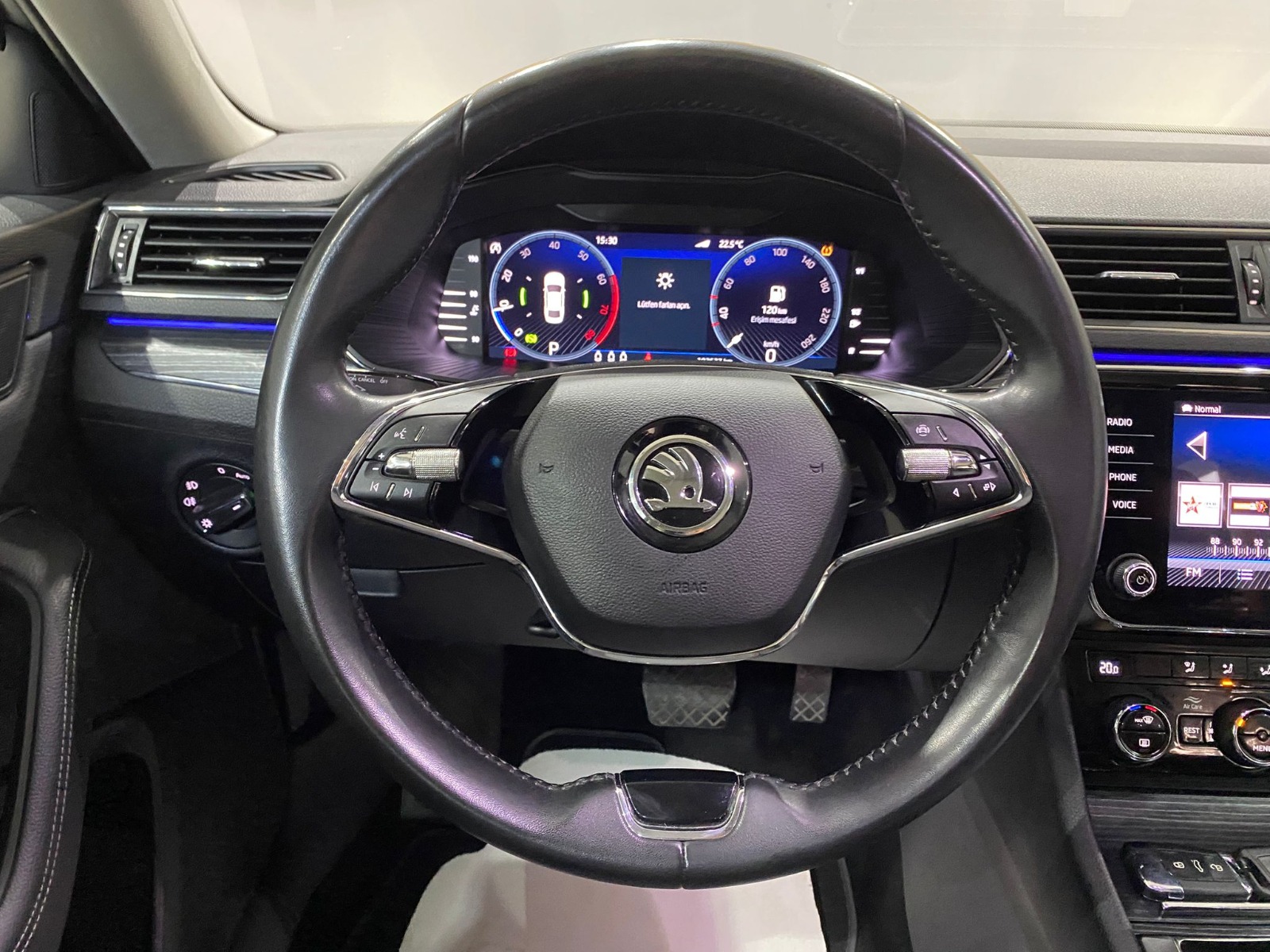 2023 Benzin Otomatik Skoda Superb Gri Gürel Tasarım Aksesuar Otomotiv San. Tic. Ltd. Şti.