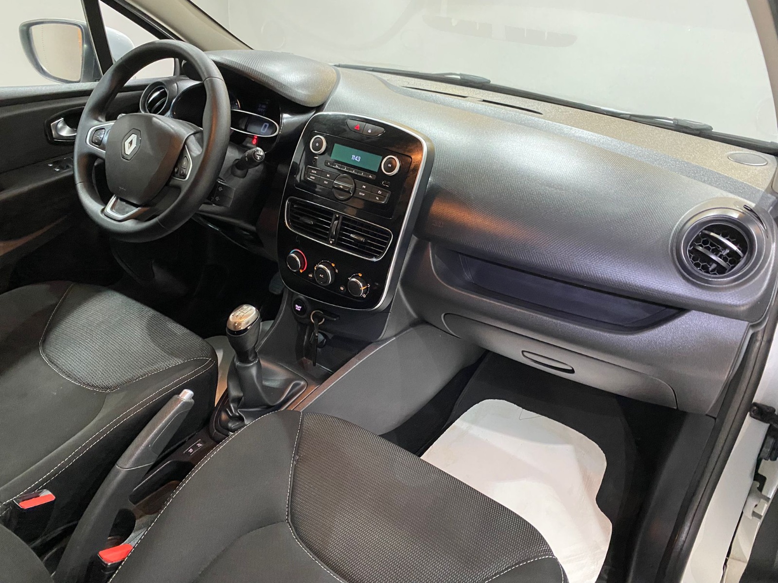 2016 Dizel Manuel Renault Clio Beyaz Gürel Tasarım Aksesuar Otomotiv San. Tic. Ltd. Şti.