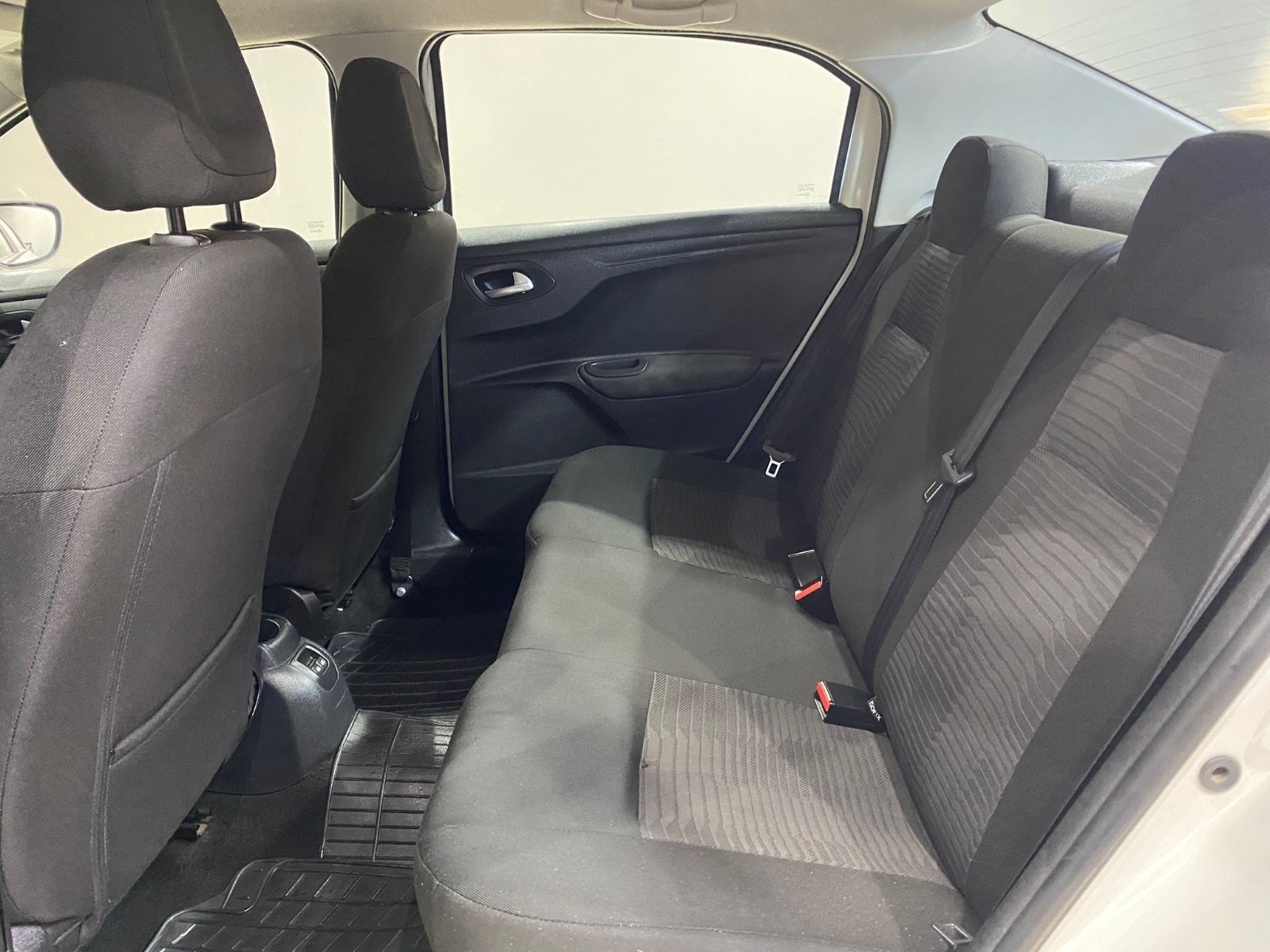 2017 Dizel Manuel Peugeot 301 Beyaz Gürel Tasarım Aksesuar Otomotiv San. Tic. Ltd. Şti.