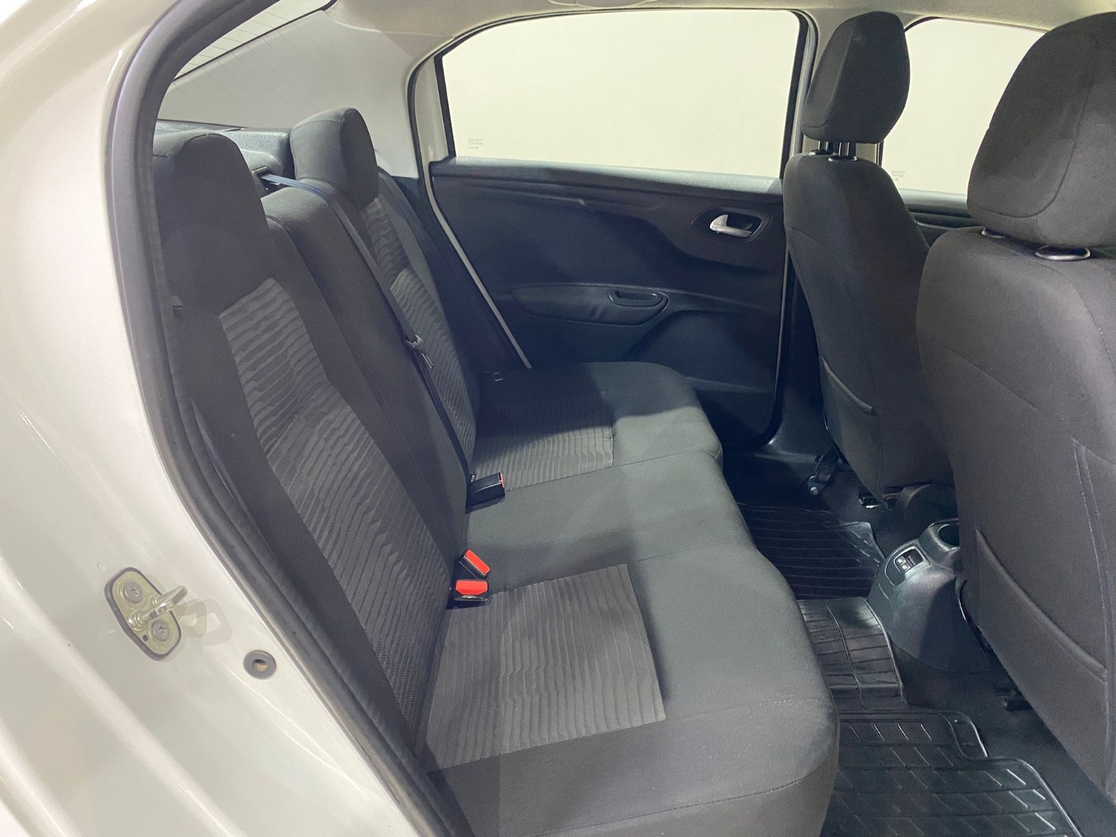 2017 Dizel Manuel Peugeot 301 Beyaz Gürel Tasarım Aksesuar Otomotiv San. Tic. Ltd. Şti.