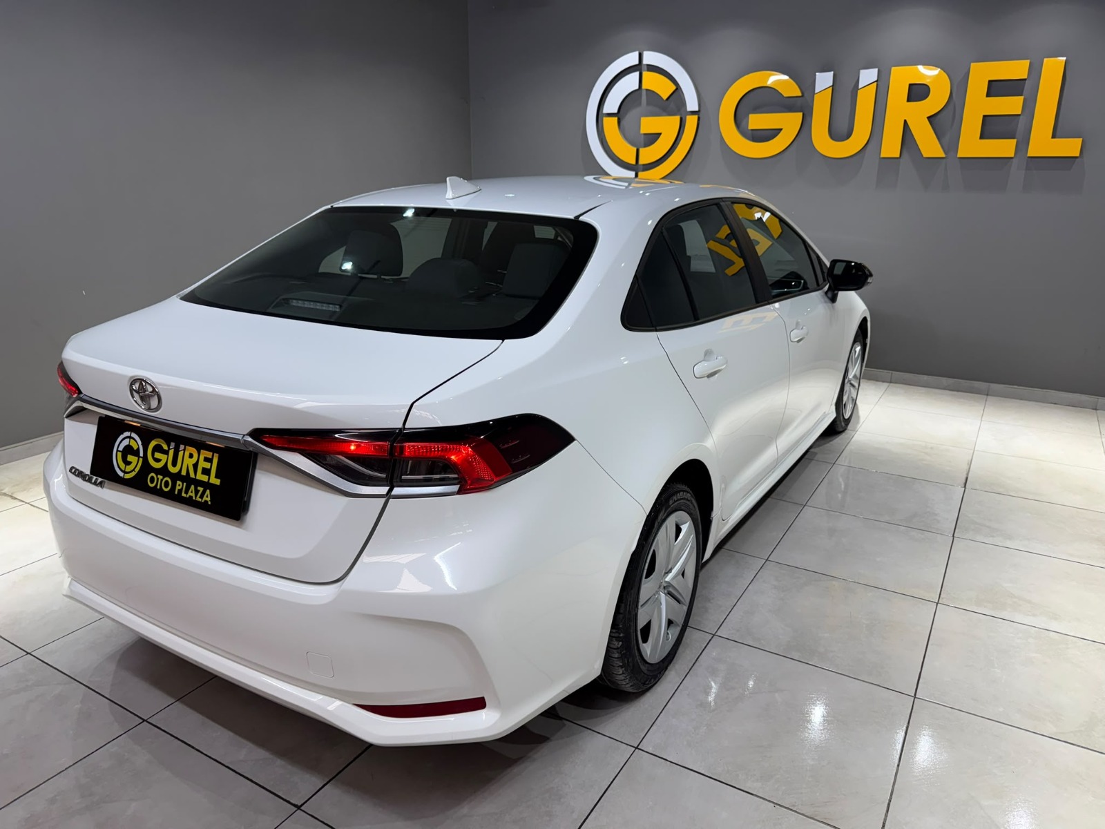 2026 Benzin Otomatik Toyota Corolla Beyaz Gürel Tasarım Aksesuar Otomotiv San. Tic. Ltd. Şti.