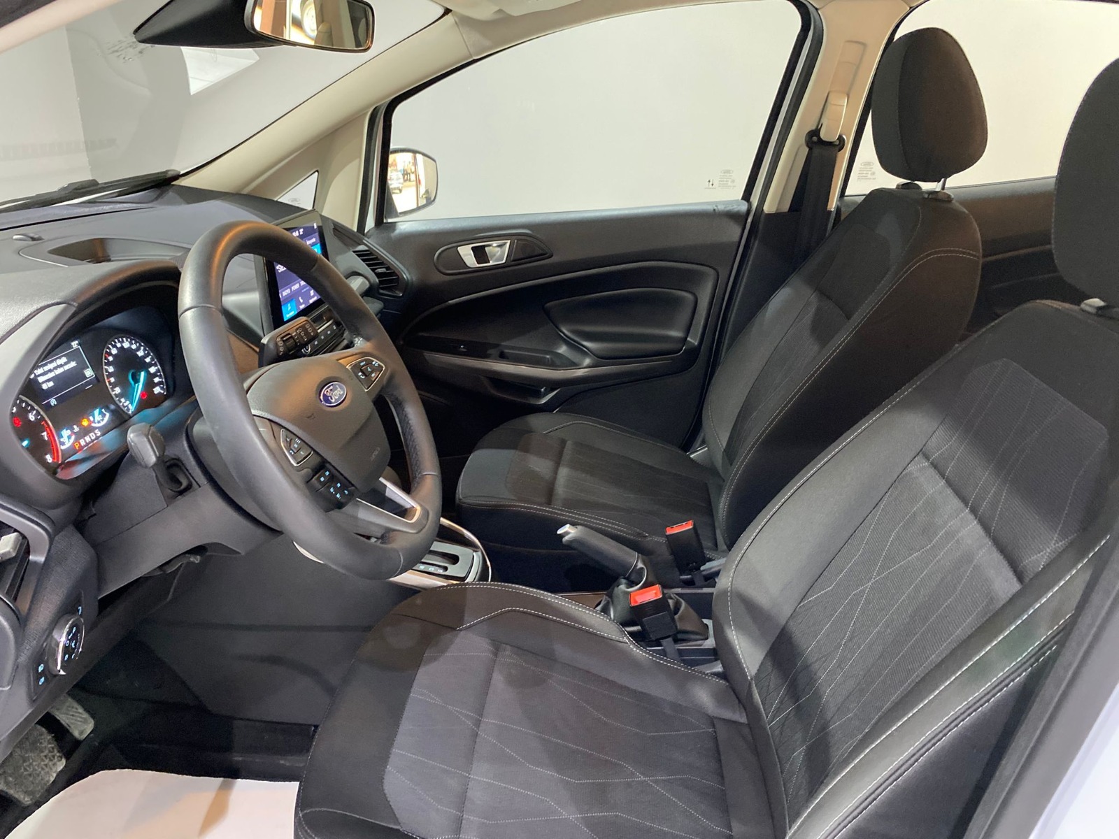 2021 Benzin Otomatik Ford EcoSport Beyaz Gürel Tasarım Aksesuar Otomotiv San. Tic. Ltd. Şti.