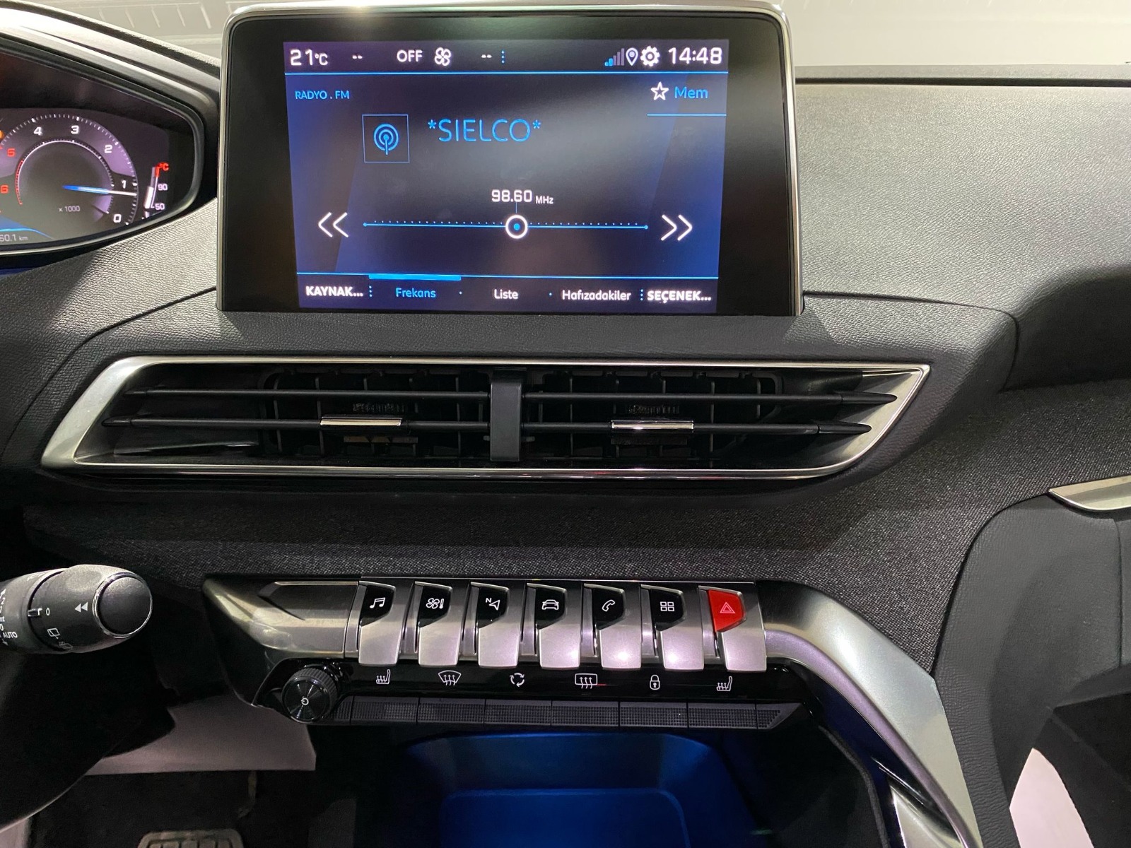2024 Dizel Otomatik Peugeot 3008 Mavi Gürel Tasarım Aksesuar Otomotiv San. Tic. Ltd. Şti.