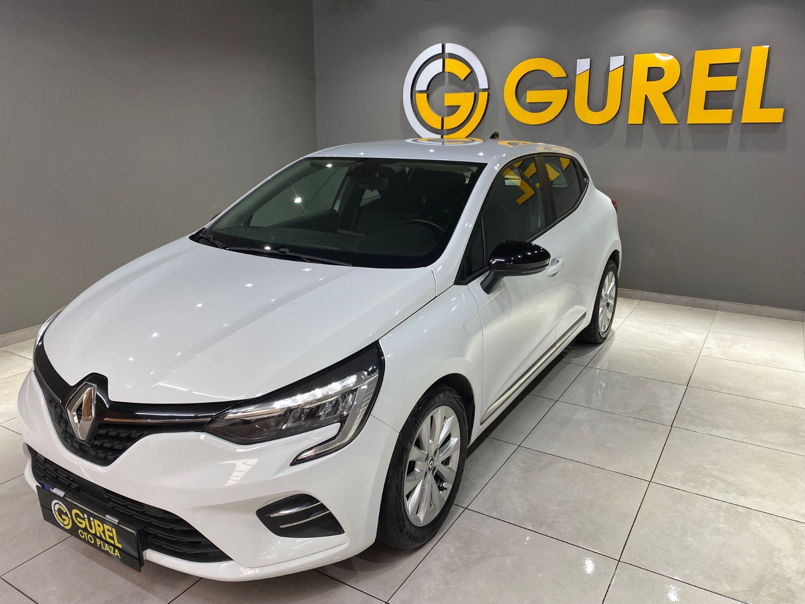 2023 Benzin Manuel Renault Clio Beyaz Gürel Tasarım Aksesuar Otomotiv San. Tic. Ltd. Şti.