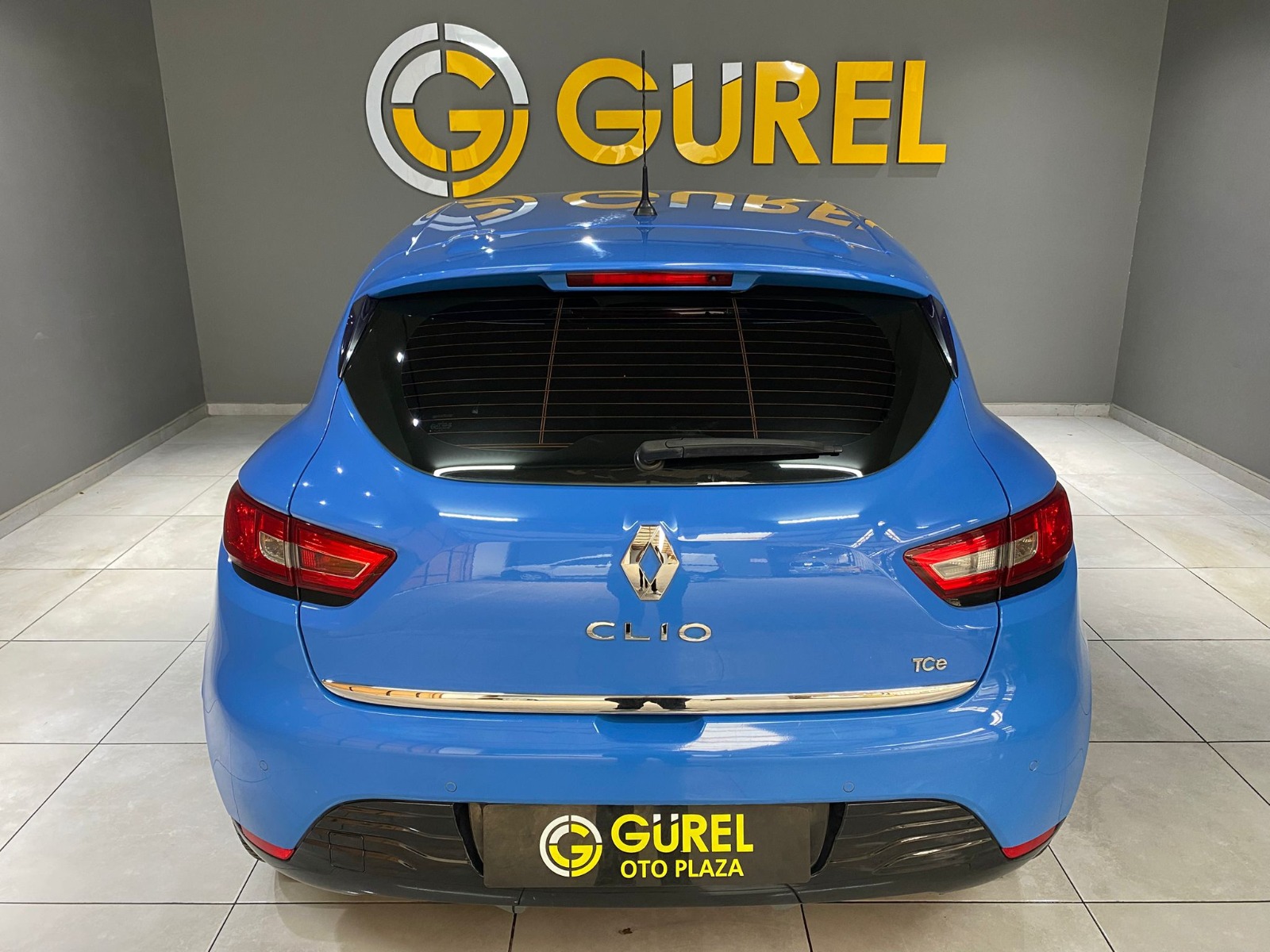 2016 Benzin Manuel Renault Clio Mavi Gürel Tasarım Aksesuar Otomotiv San. Tic. Ltd. Şti.