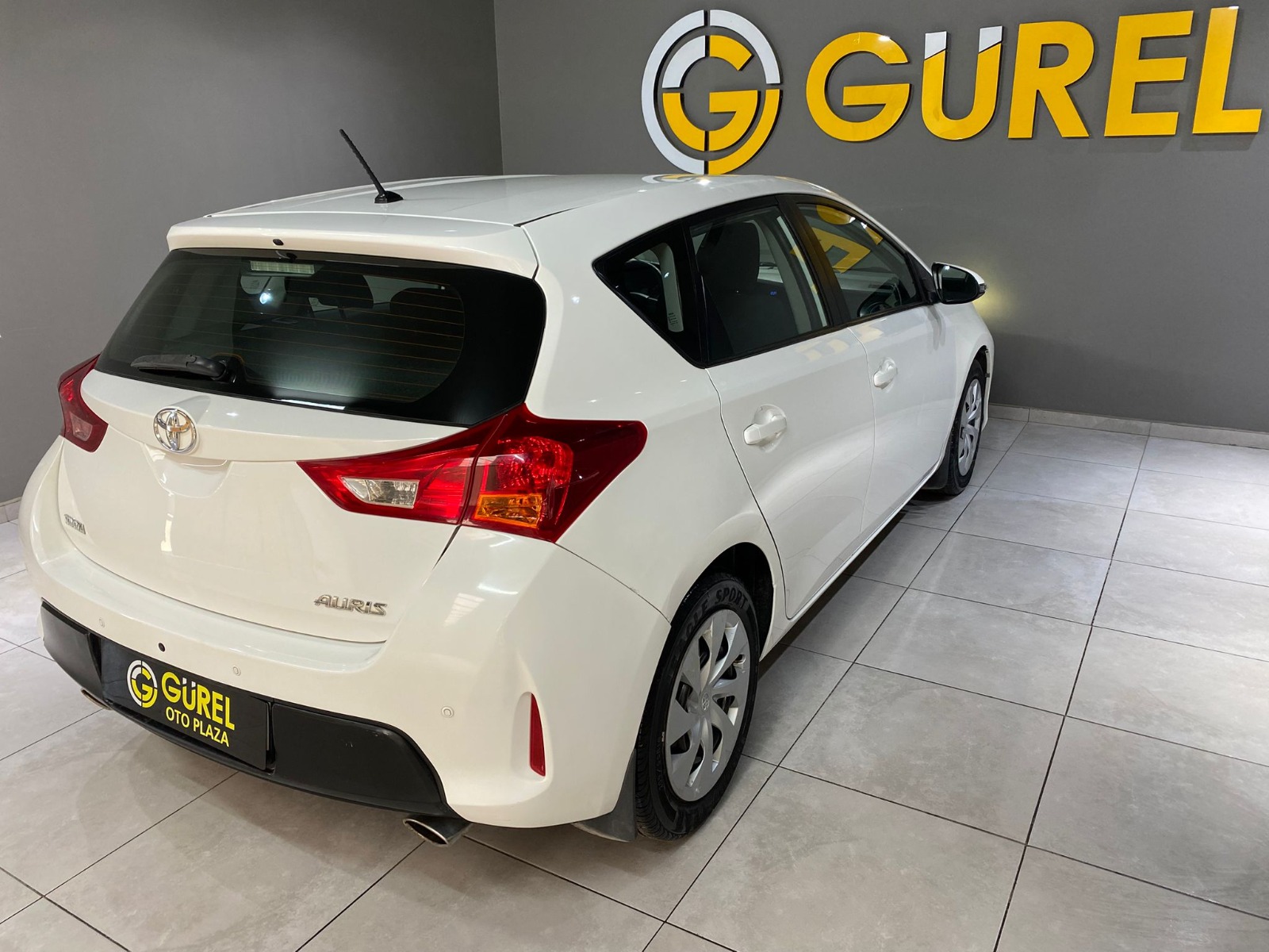 2015 Benzin Manuel Toyota Auris Beyaz Gürel Tasarım Aksesuar Otomotiv San. Tic. Ltd. Şti.