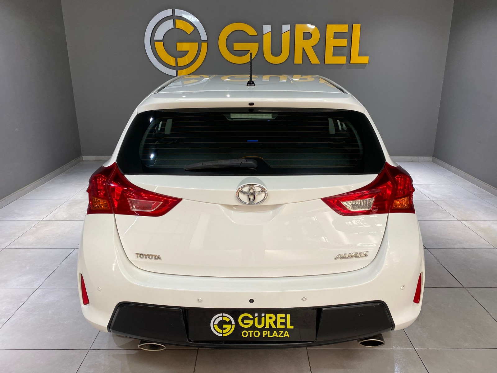 2015 Benzin Manuel Toyota Auris Beyaz Gürel Tasarım Aksesuar Otomotiv San. Tic. Ltd. Şti.
