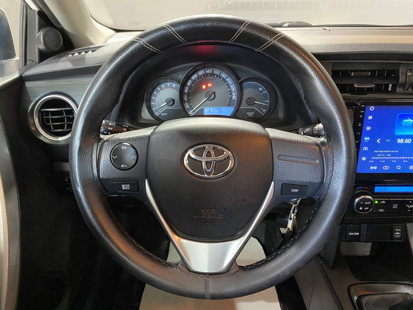 2015 Benzin Manuel Toyota Auris Beyaz Gürel Tasarım Aksesuar Otomotiv San. Tic. Ltd. Şti.