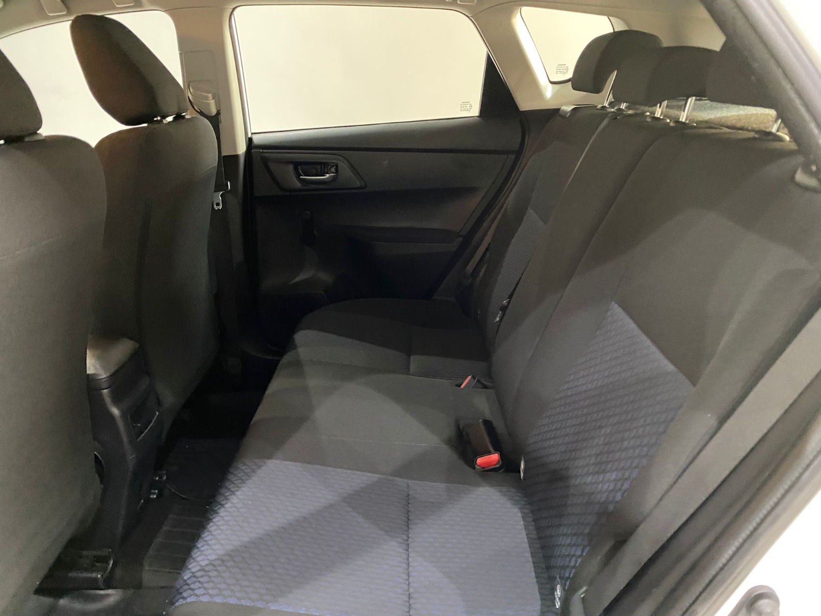 2015 Benzin Manuel Toyota Auris Beyaz Gürel Tasarım Aksesuar Otomotiv San. Tic. Ltd. Şti.