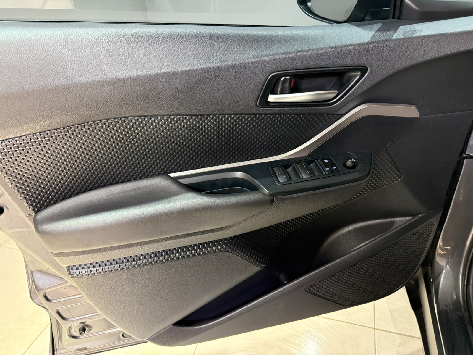 2021 Hybrid Otomatik Toyota C-HR Gri Gürel Tasarım Aksesuar Otomotiv San. Tic. Ltd. Şti.