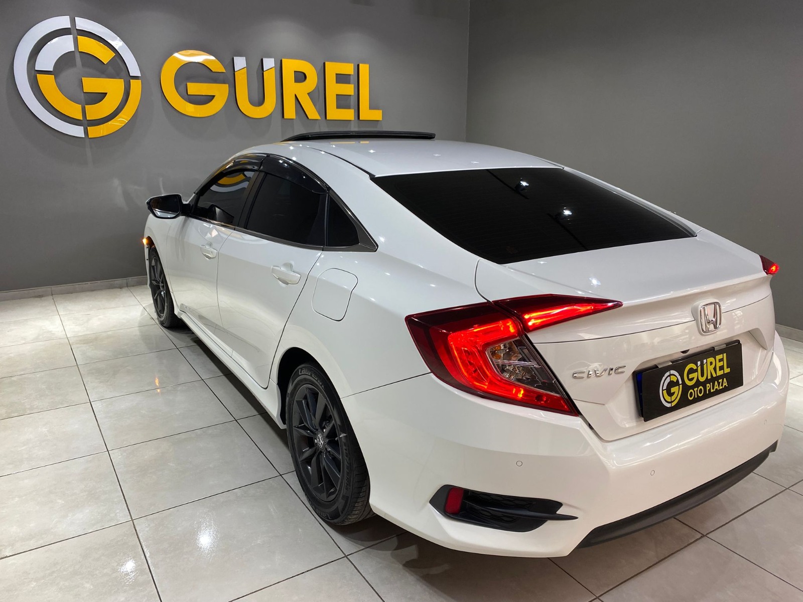 2021 Benzin + LPG Otomatik Honda Civic Beyaz Gürel Tasarım Aksesuar Otomotiv San. Tic. Ltd. Şti.