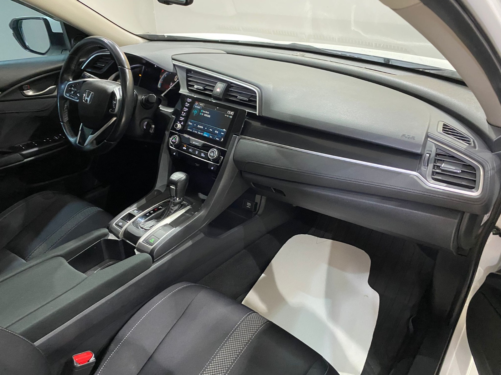 2021 Benzin + LPG Otomatik Honda Civic Beyaz Gürel Tasarım Aksesuar Otomotiv San. Tic. Ltd. Şti.