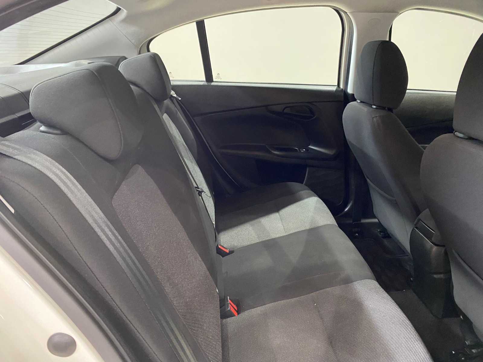 2022 Hybrid Otomatik Fiat Egea Beyaz Gürel Tasarım Aksesuar Otomotiv San. Tic. Ltd. Şti.