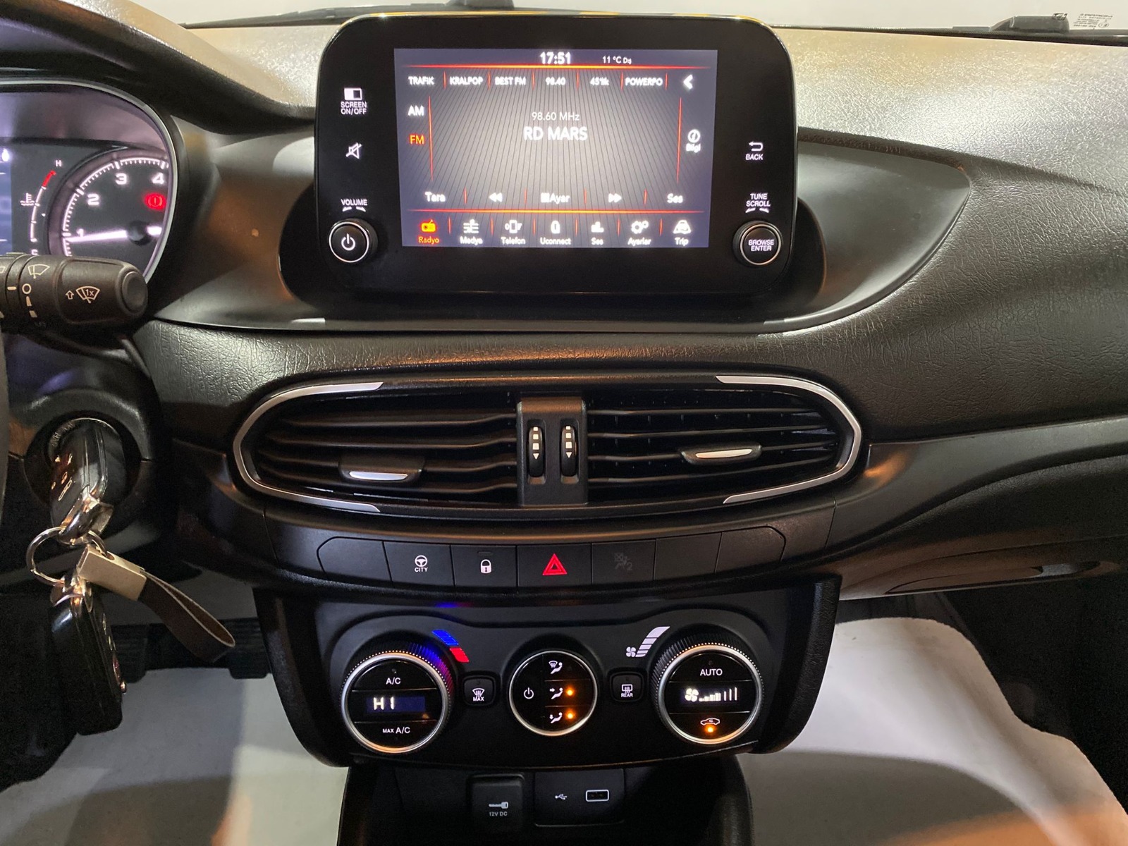 2021 Benzin Manuel Fiat Egea Cross Gri Gürel Tasarım Aksesuar Otomotiv San. Tic. Ltd. Şti.