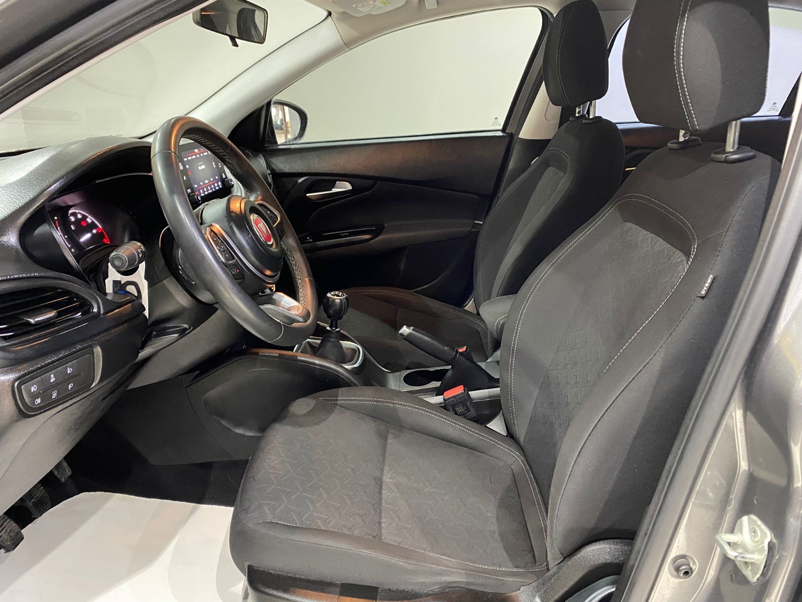 2021 Benzin Manuel Fiat Egea Cross Gri Gürel Tasarım Aksesuar Otomotiv San. Tic. Ltd. Şti.