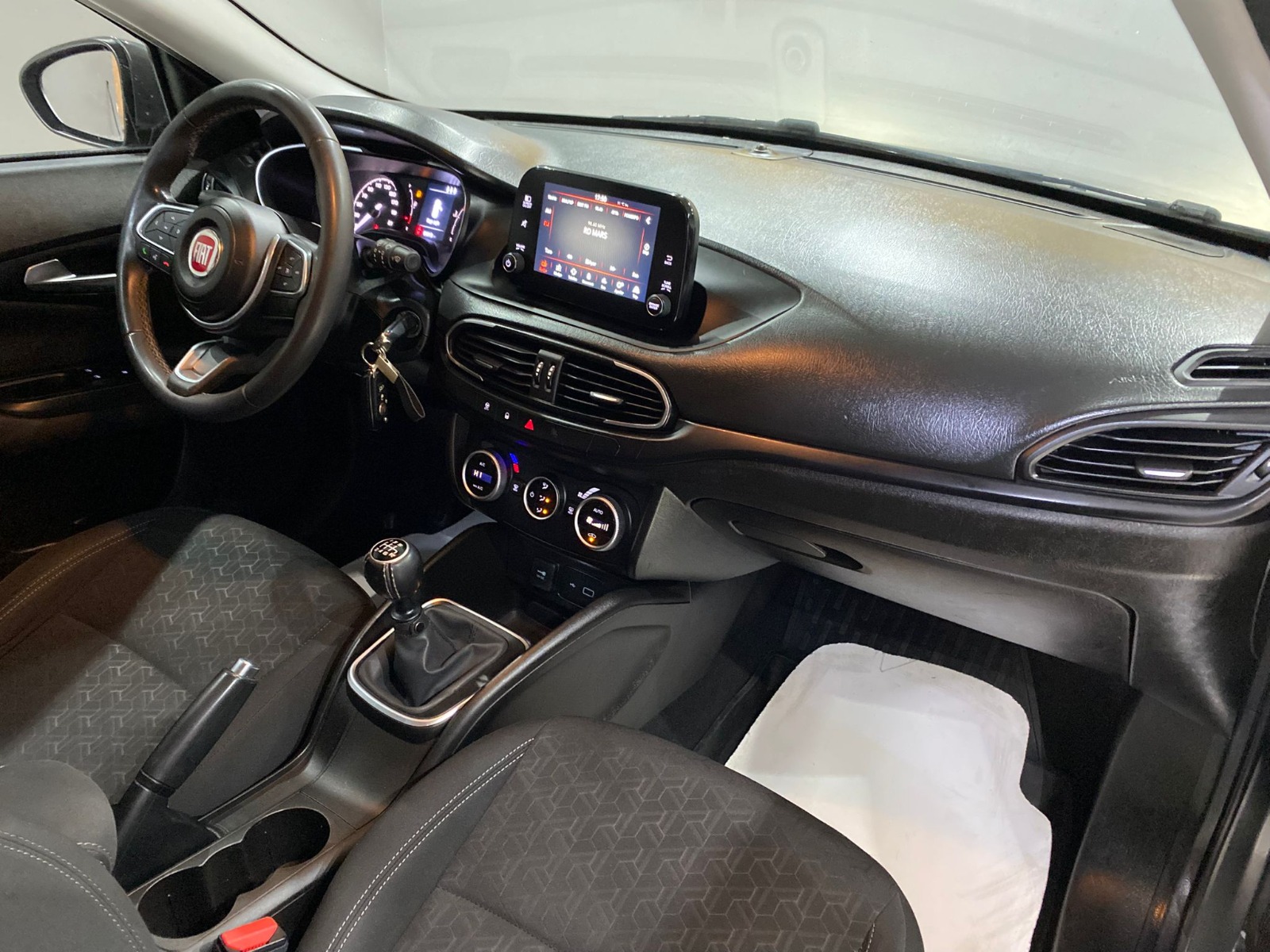 2021 Benzin Manuel Fiat Egea Cross Gri Gürel Tasarım Aksesuar Otomotiv San. Tic. Ltd. Şti.