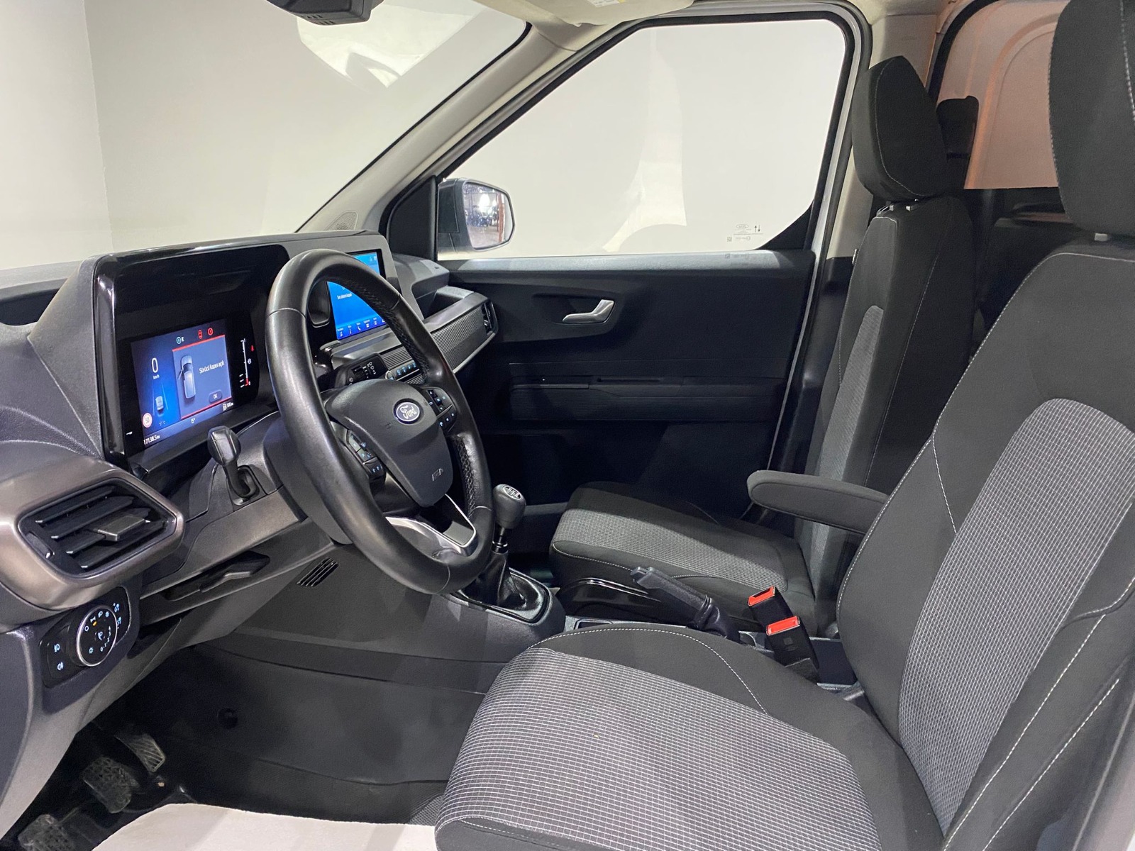 2024 Dizel Manuel Ford Transit Courier Beyaz Gürel Tasarım Aksesuar Otomotiv San. Tic. Ltd. Şti.