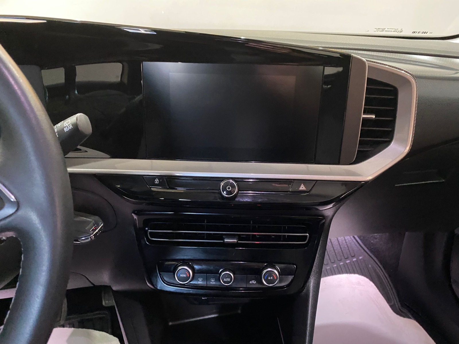 2024 Benzin Otomatik Opel Mokka Beyaz Gürel Tasarım Aksesuar Otomotiv San. Tic. Ltd. Şti.