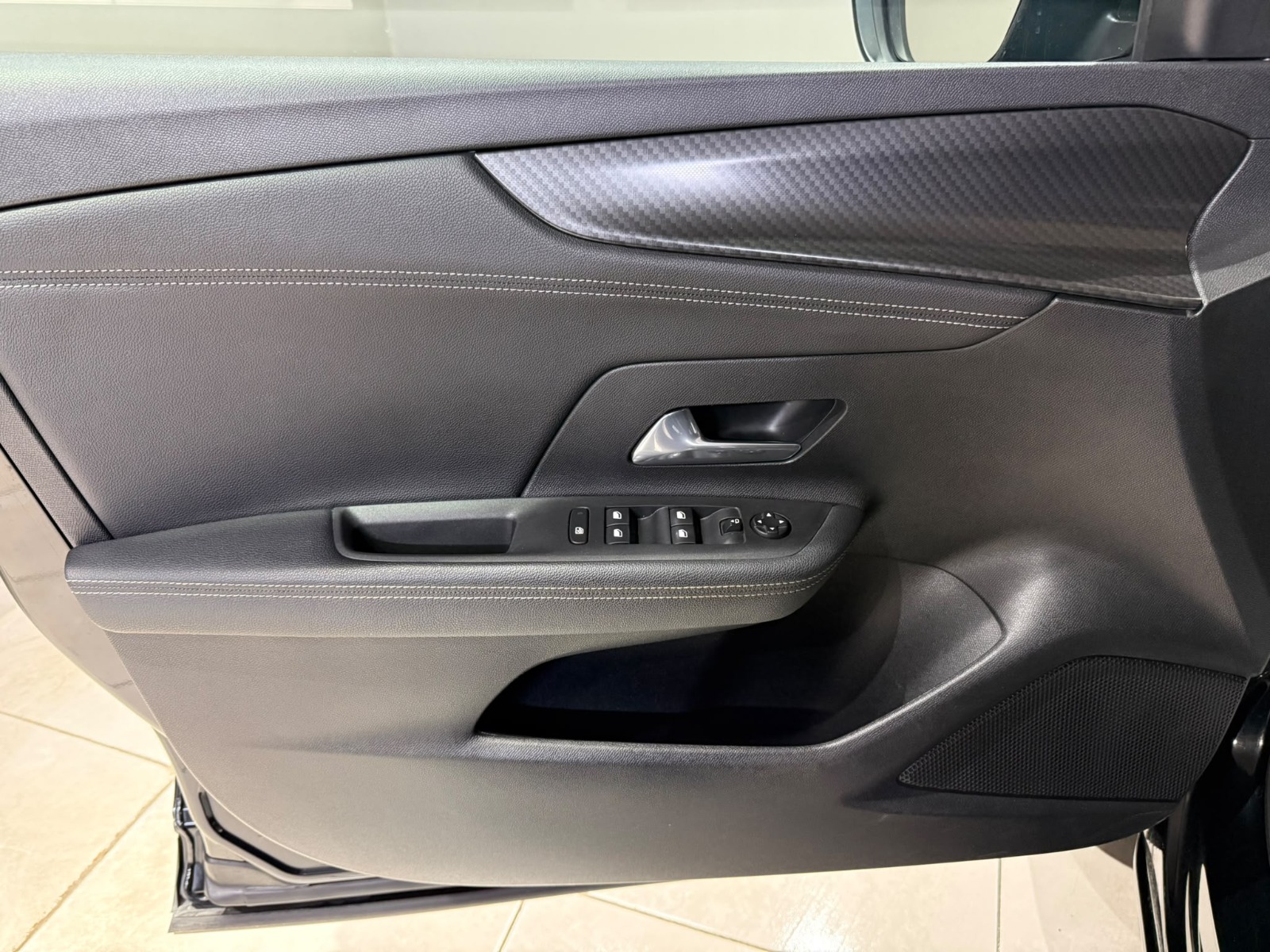 2021 Benzin Otomatik Opel Mokka Siyah Gürel Tasarım Aksesuar Otomotiv San. Tic. Ltd. Şti.