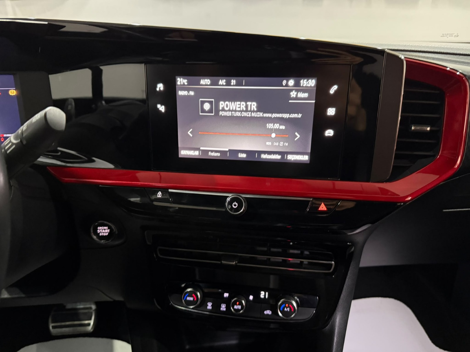 2021 Benzin Otomatik Opel Mokka Siyah Gürel Tasarım Aksesuar Otomotiv San. Tic. Ltd. Şti.