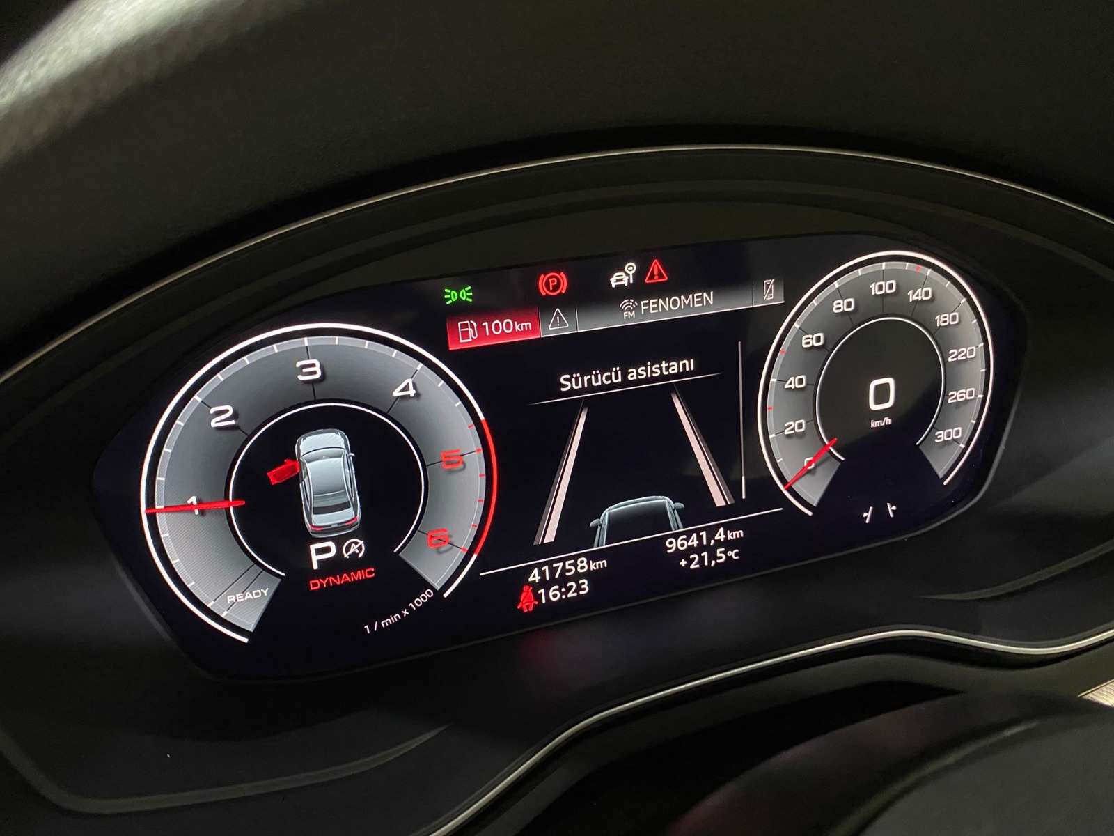 2024 Dizel Otomatik Audi A4 Siyah Gürel Tasarım Aksesuar Otomotiv San. Tic. Ltd. Şti.