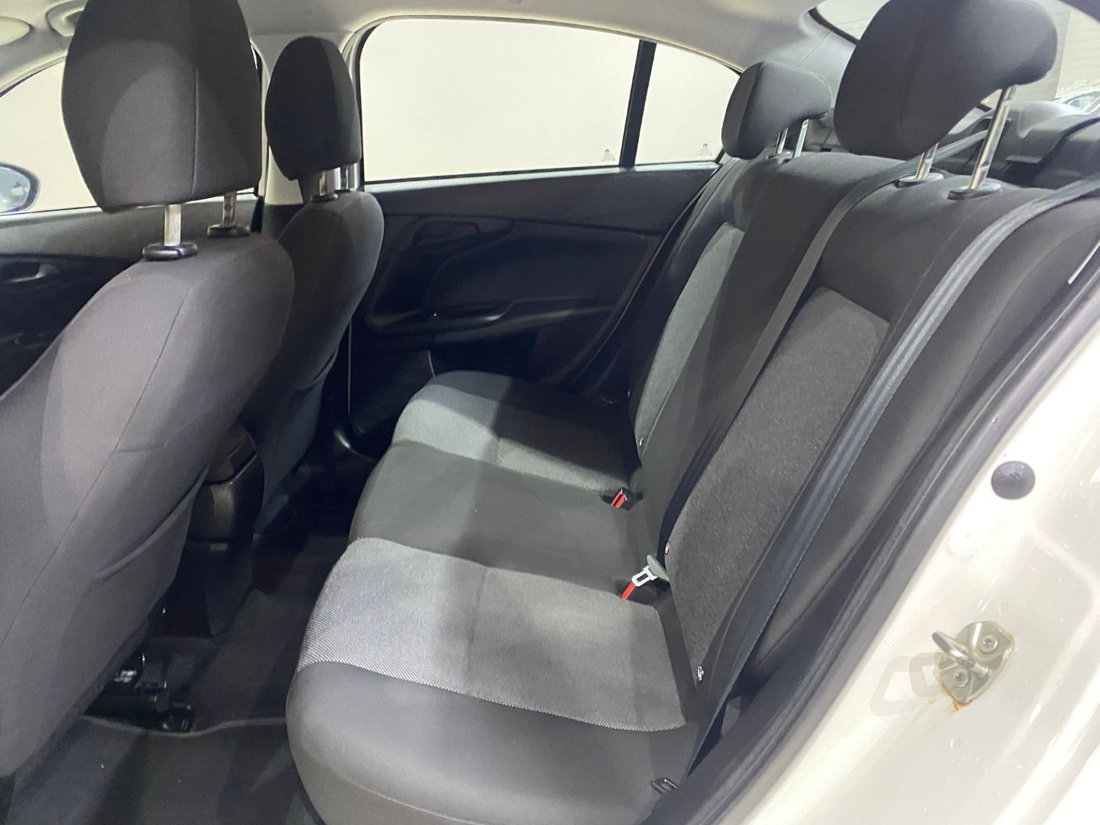 2023 Dizel Manuel Fiat Egea Beyaz Gürel Tasarım Aksesuar Otomotiv San. Tic. Ltd. Şti.