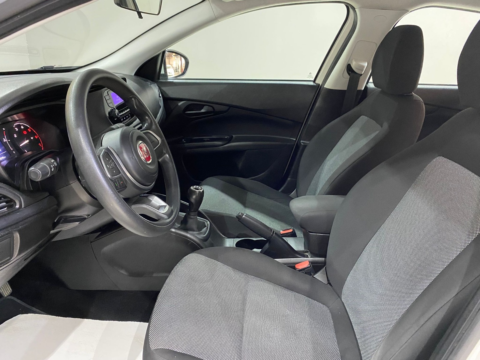 2022 Dizel Manuel Fiat Egea Beyaz Gürel Tasarım Aksesuar Otomotiv San. Tic. Ltd. Şti.
