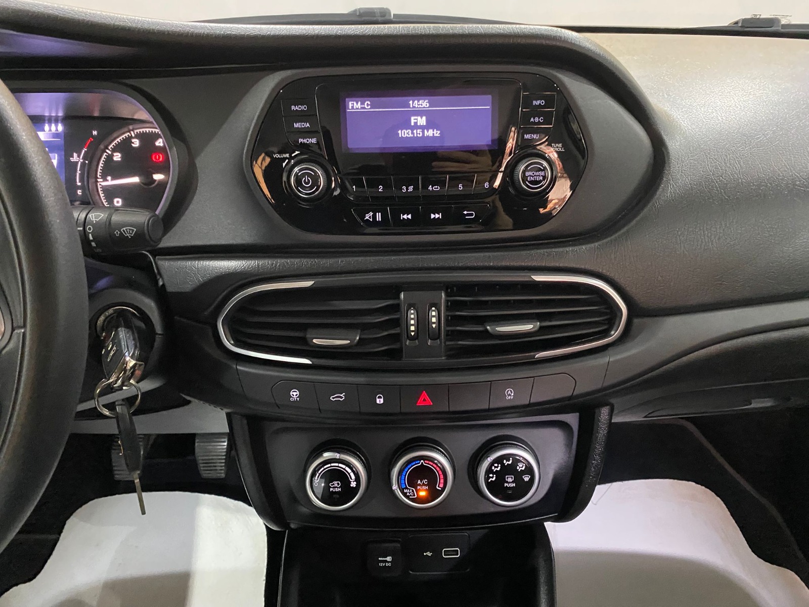 2022 Dizel Manuel Fiat Egea Beyaz Gürel Tasarım Aksesuar Otomotiv San. Tic. Ltd. Şti.