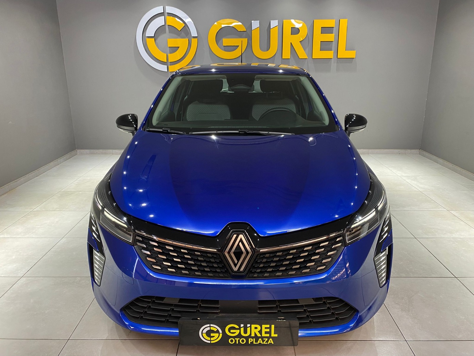 2024 Benzin Otomatik Renault Clio Mavi Gürel Tasarım Aksesuar Otomotiv San. Tic. Ltd. Şti.