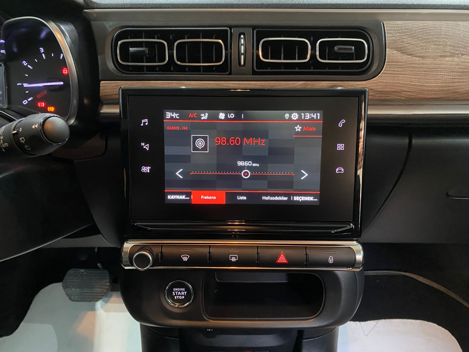 2024 Benzin Otomatik Citroen C3 Beyaz Gürel Tasarım Aksesuar Otomotiv San. Tic. Ltd. Şti.