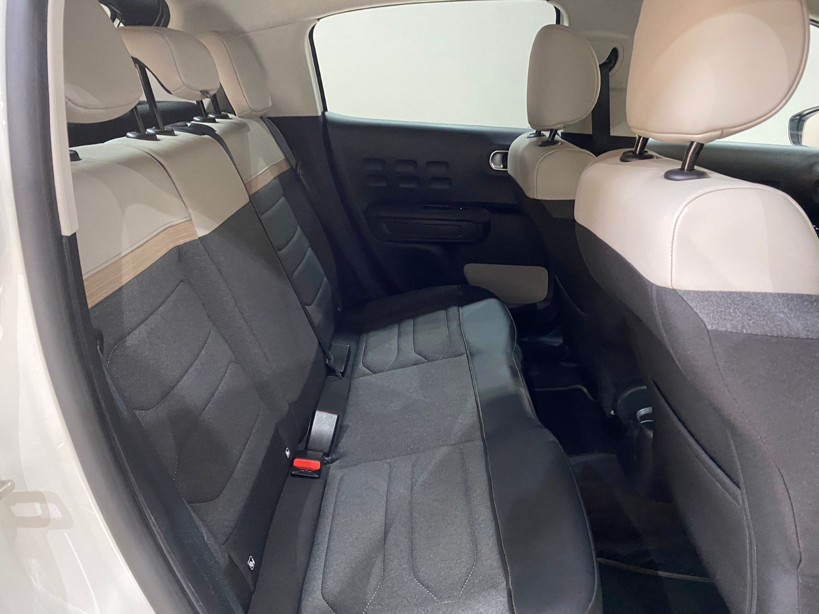 2024 Benzin Otomatik Citroen C3 Beyaz Gürel Tasarım Aksesuar Otomotiv San. Tic. Ltd. Şti.