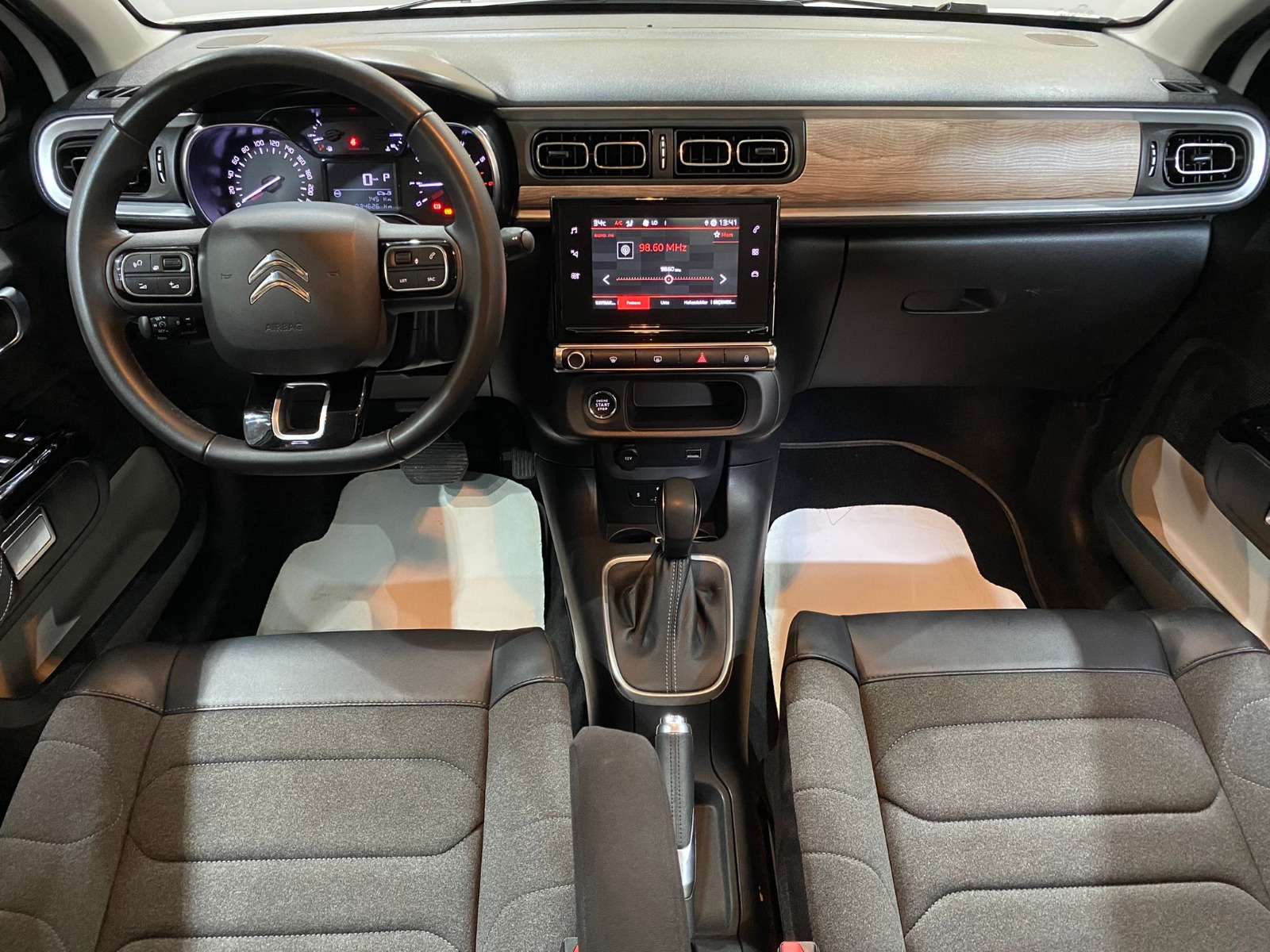 2024 Benzin Otomatik Citroen C3 Beyaz Gürel Tasarım Aksesuar Otomotiv San. Tic. Ltd. Şti.