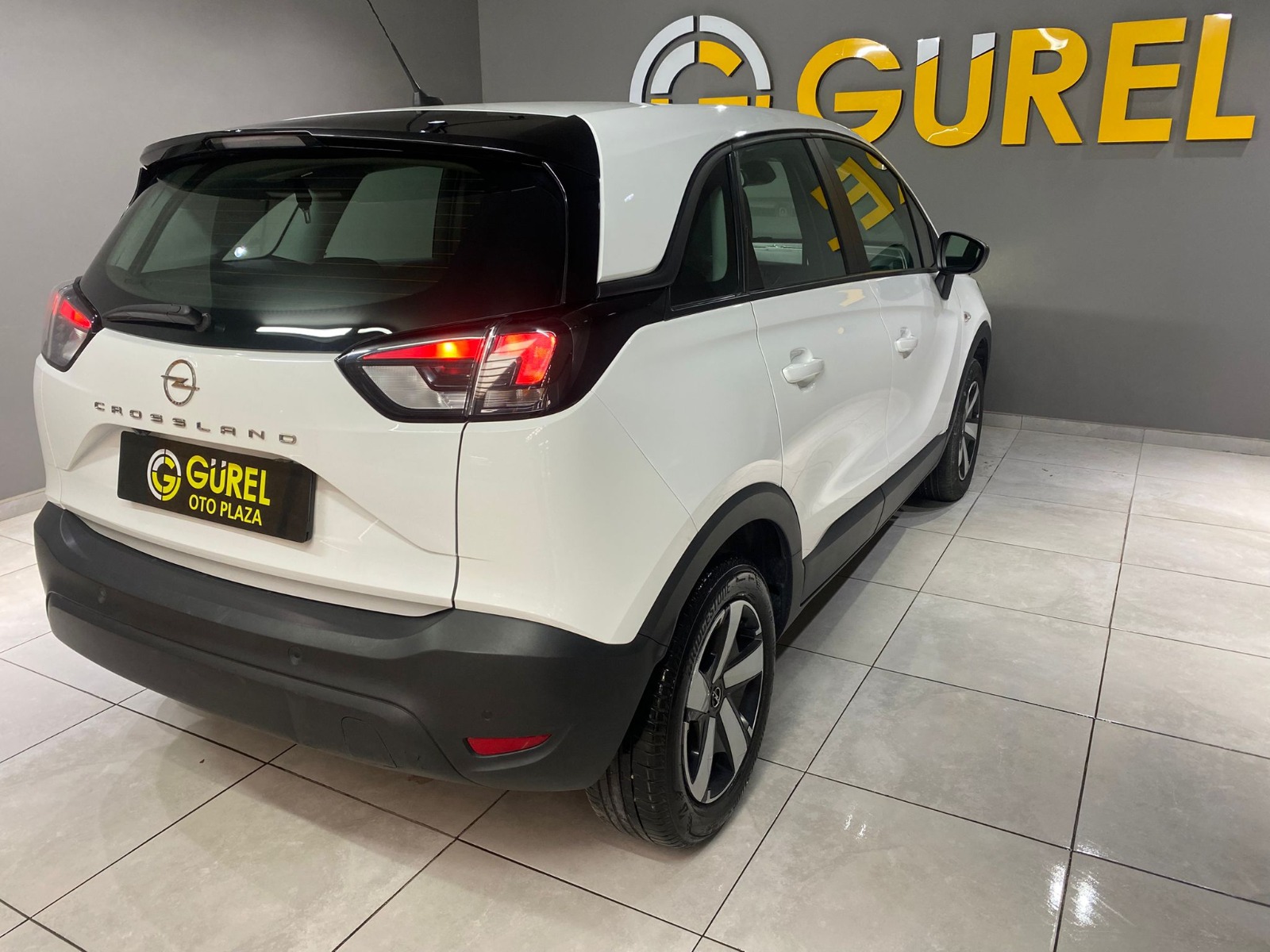 2024 Benzin Otomatik Opel Crossland Beyaz Gürel Tasarım Aksesuar Otomotiv San. Tic. Ltd. Şti.