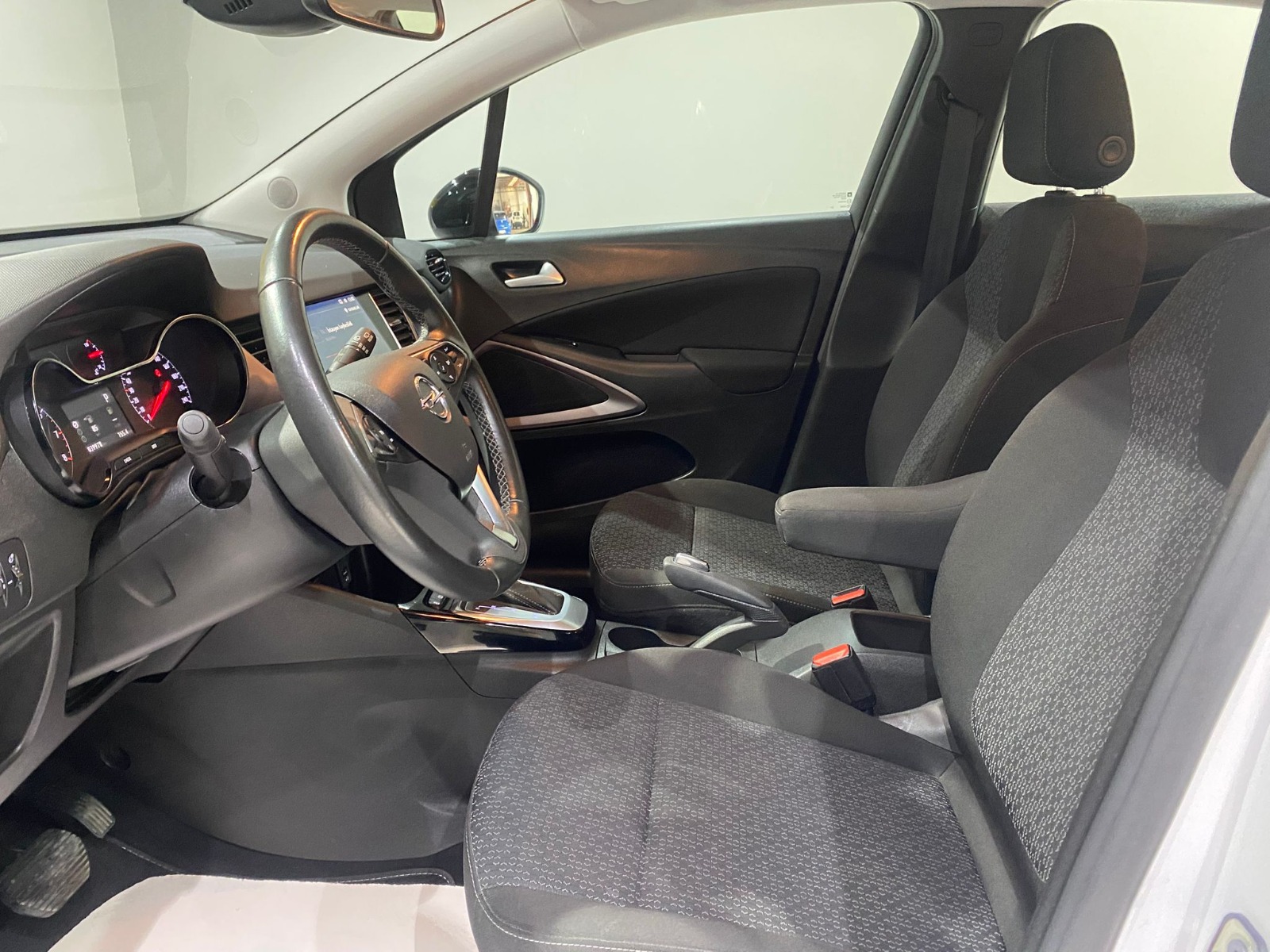 2024 Benzin Otomatik Opel Crossland Beyaz Gürel Tasarım Aksesuar Otomotiv San. Tic. Ltd. Şti.