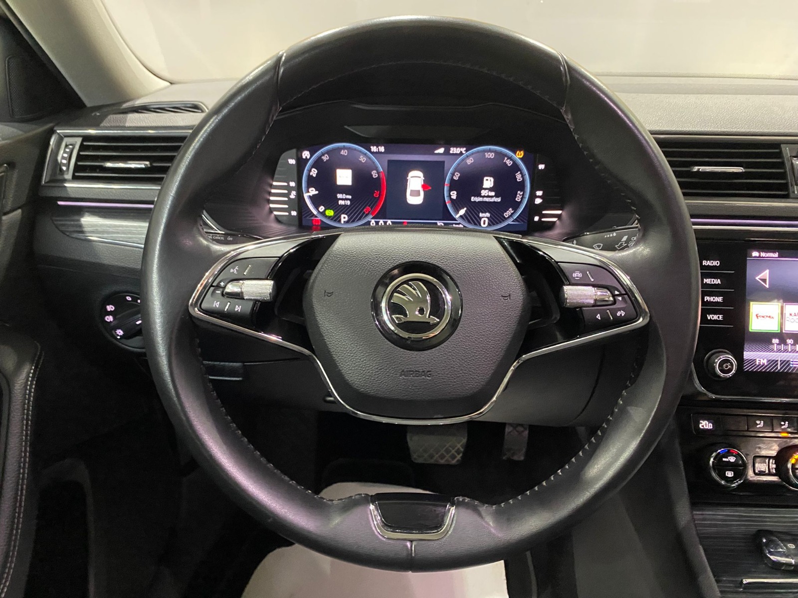 2023 Benzin Otomatik Skoda Superb Gri Gürel Tasarım Aksesuar Otomotiv San. Tic. Ltd. Şti.