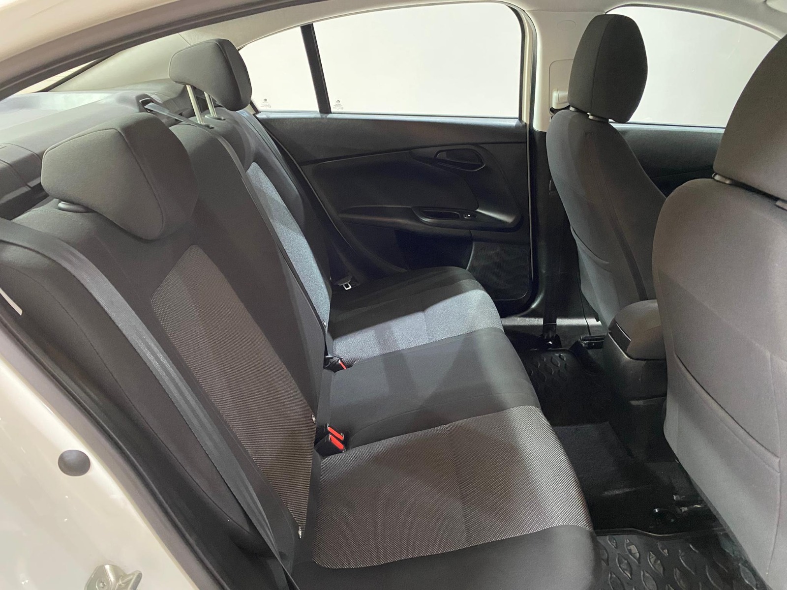 2022 Dizel Manuel Fiat Egea Beyaz Gürel Tasarım Aksesuar Otomotiv San. Tic. Ltd. Şti.