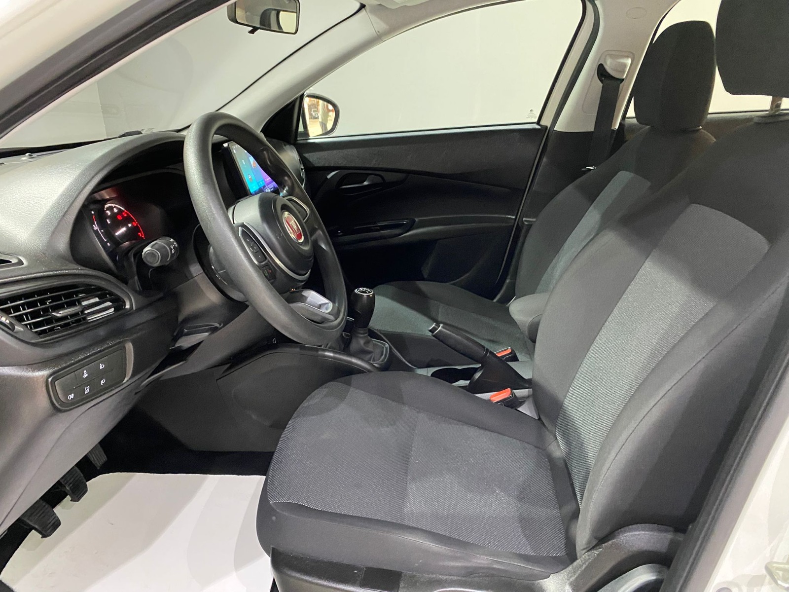 2022 Dizel Manuel Fiat Egea Beyaz Gürel Tasarım Aksesuar Otomotiv San. Tic. Ltd. Şti.
