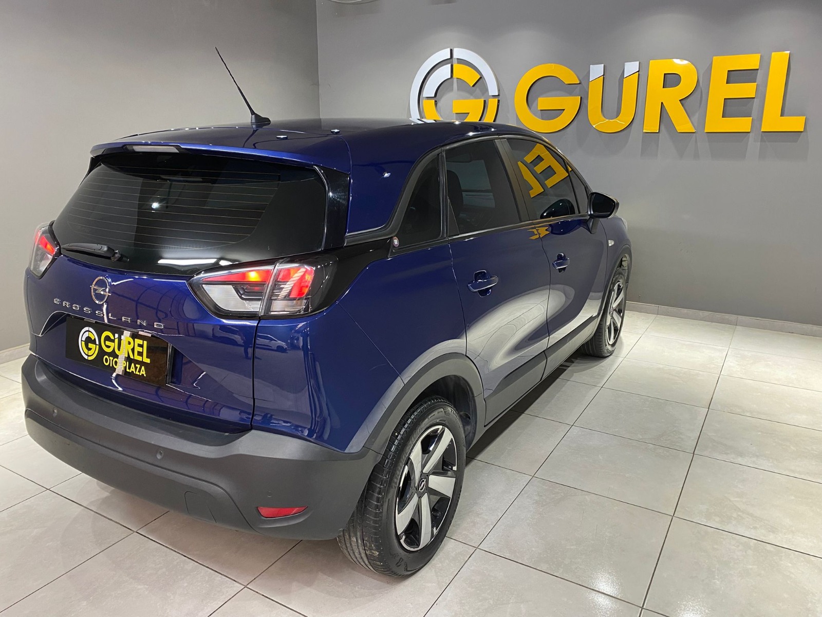 2022 Benzin Manuel Opel Crossland Mavi Gürel Tasarım Aksesuar Otomotiv San. Tic. Ltd. Şti.