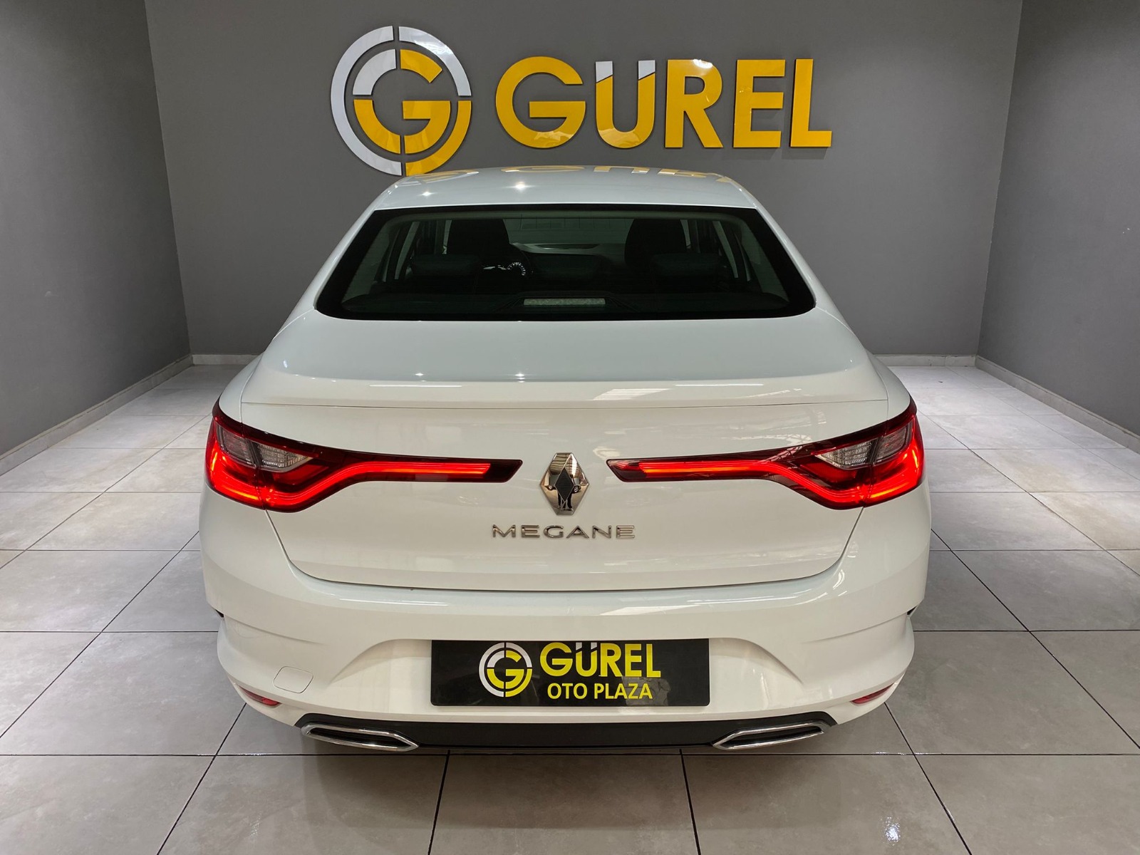 2021 Benzin Otomatik Renault Megane Beyaz Gürel Tasarım Aksesuar Otomotiv San. Tic. Ltd. Şti.