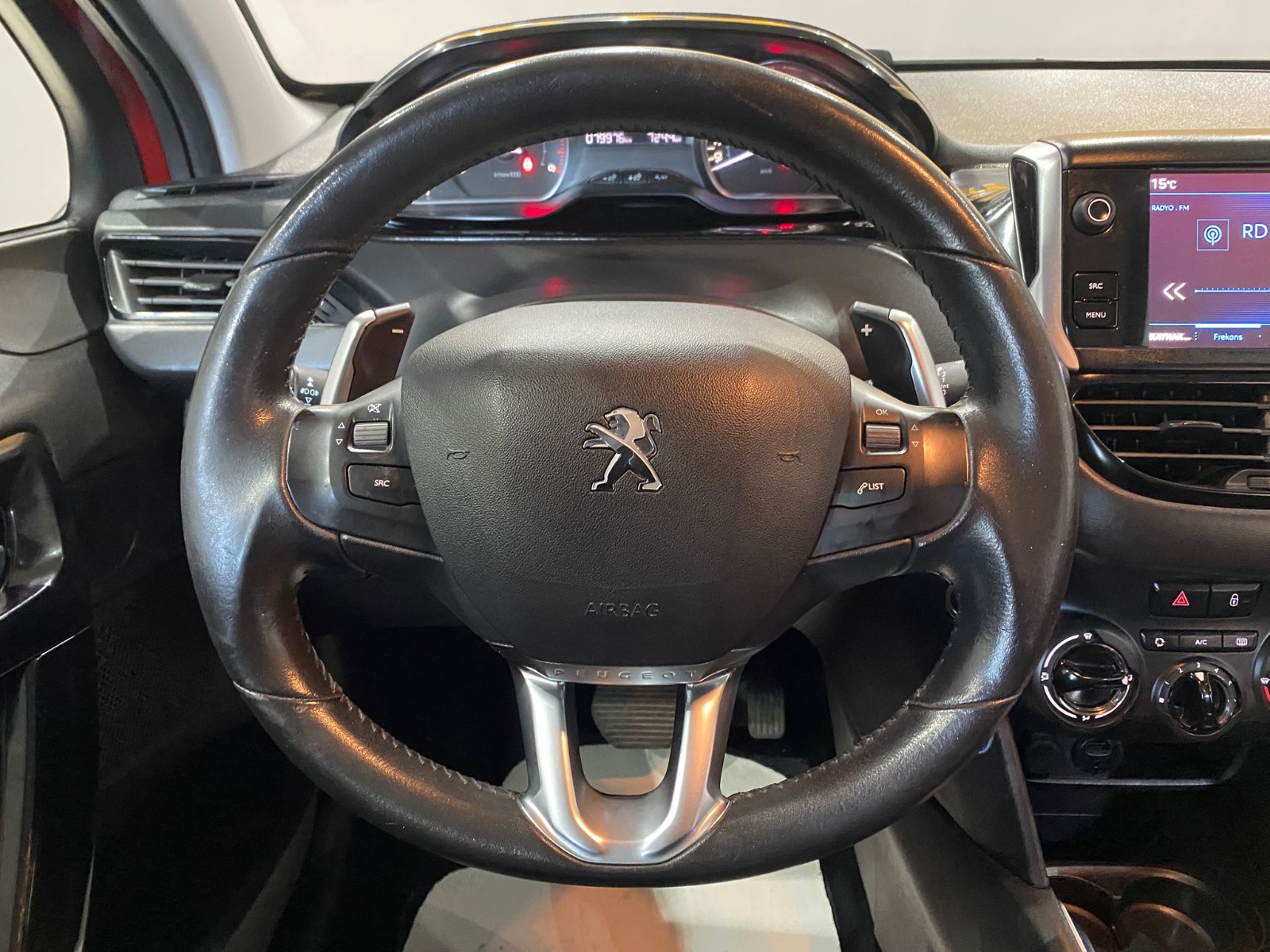 2017 Dizel Otomatik Peugeot 208 Kırmızı Gürel Tasarım Aksesuar Otomotiv San. Tic. Ltd. Şti.