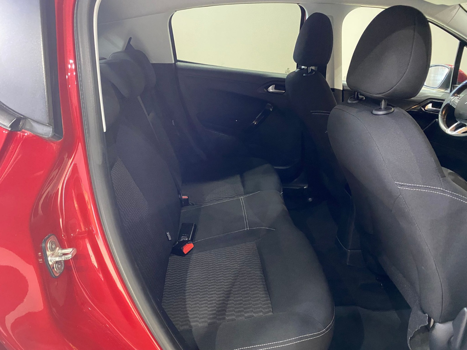 2017 Dizel Otomatik Peugeot 208 Kırmızı Gürel Tasarım Aksesuar Otomotiv San. Tic. Ltd. Şti.